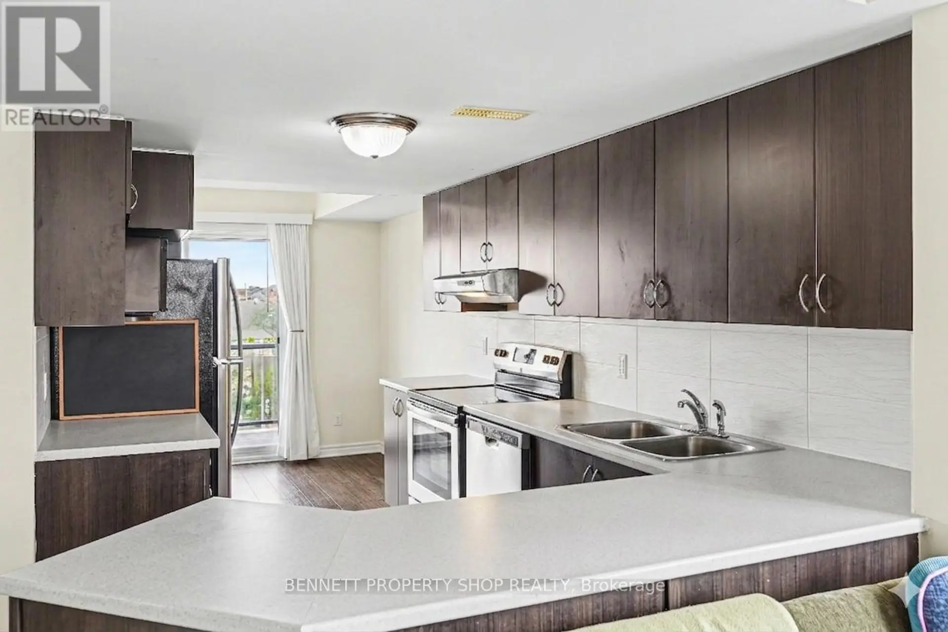 #D 599 CHAPMAN MILLS DRIVE - Image 6