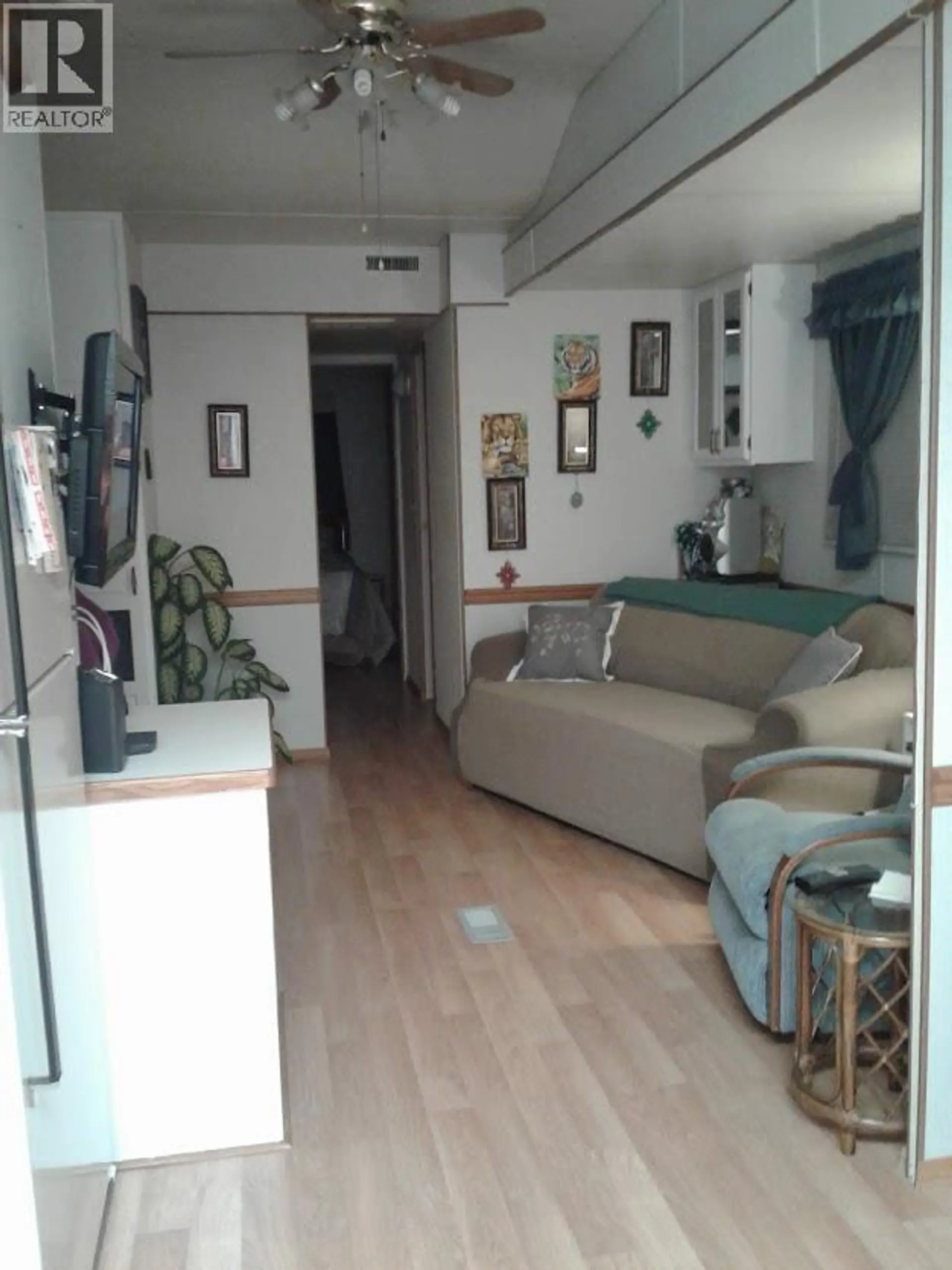 #823 415 Commonwealth Road - Image 4