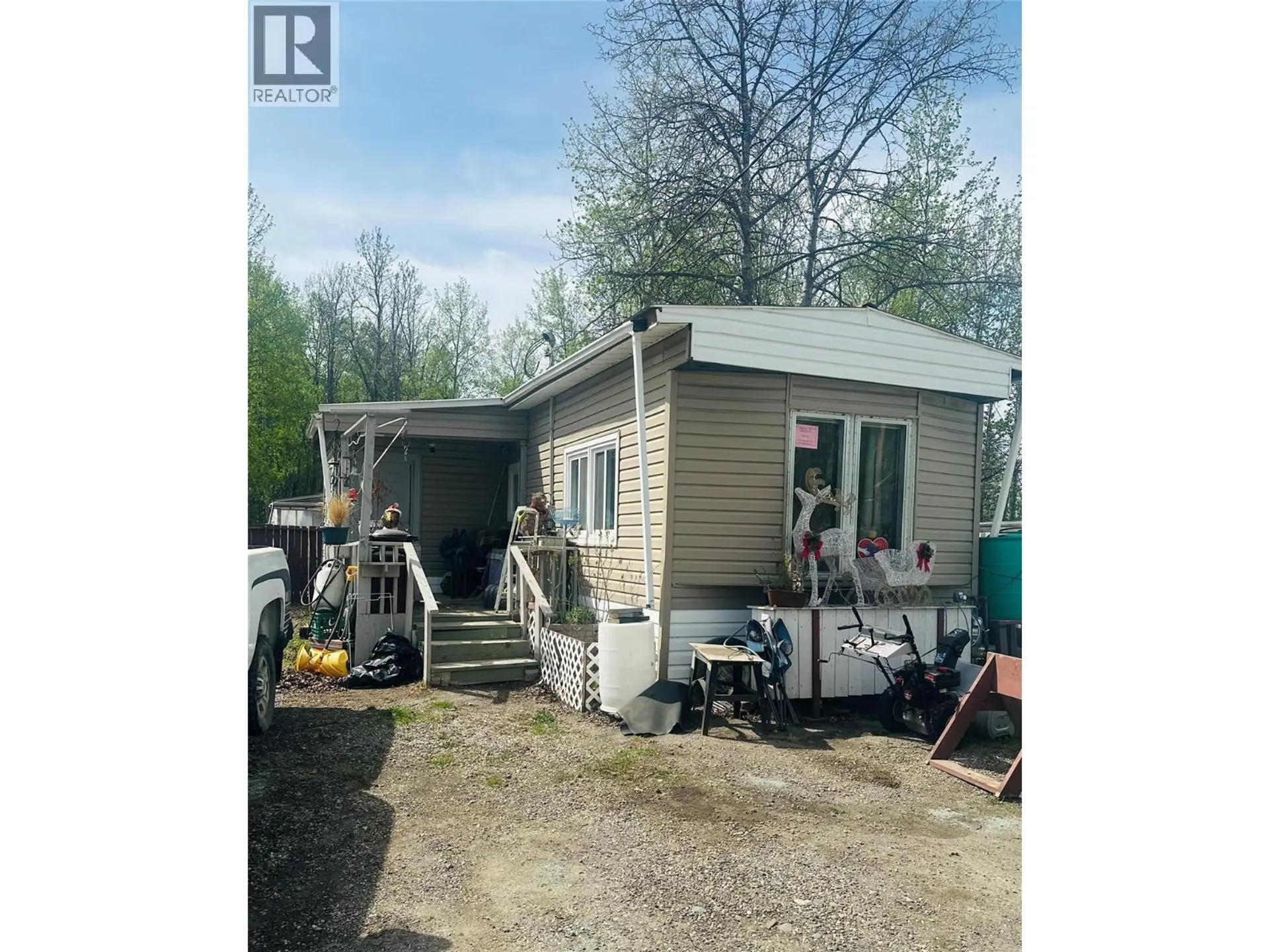 5229 44 Street SE - Image 1