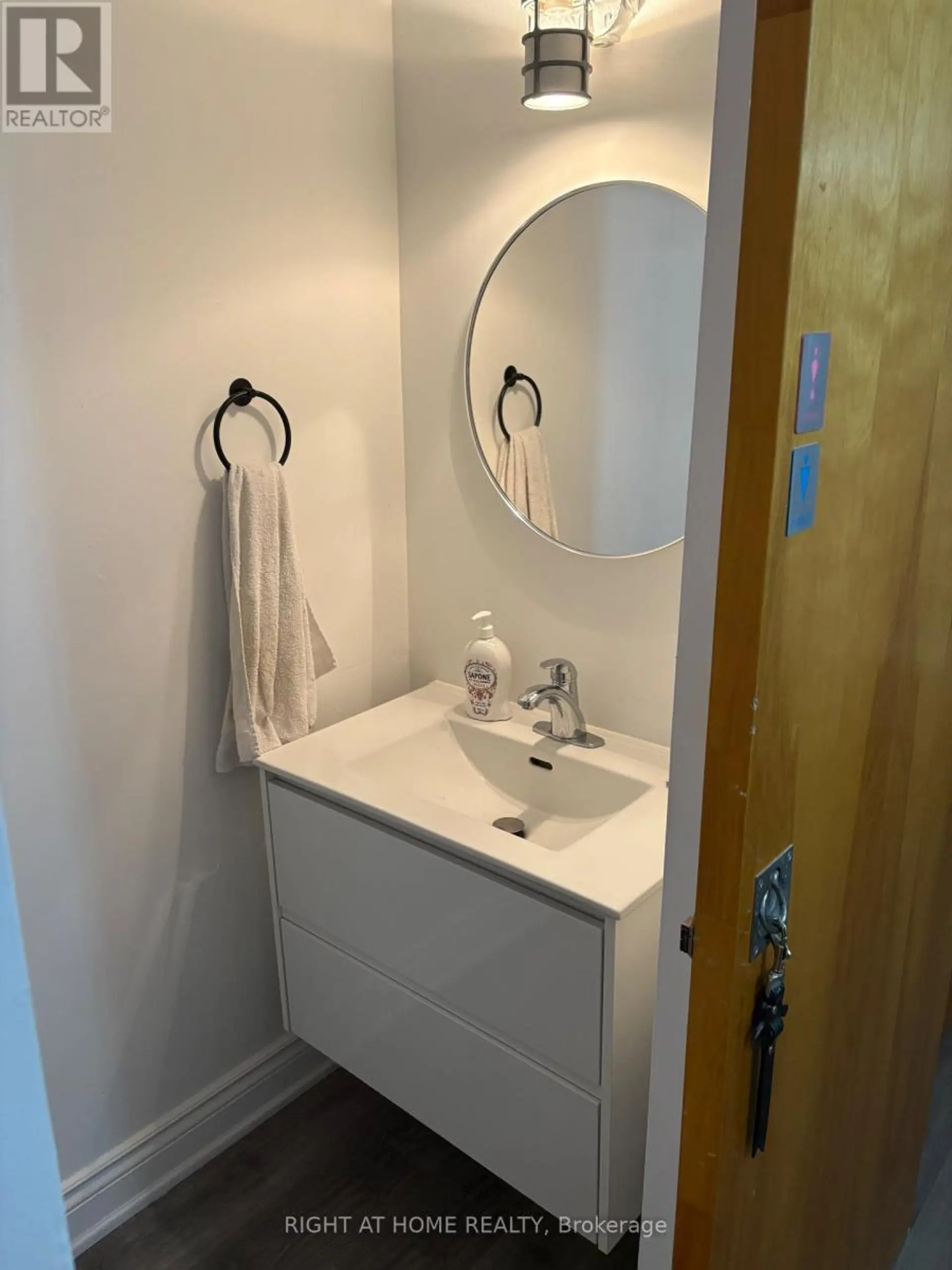 #538 155 DALHOUSIE STREET - Image 10