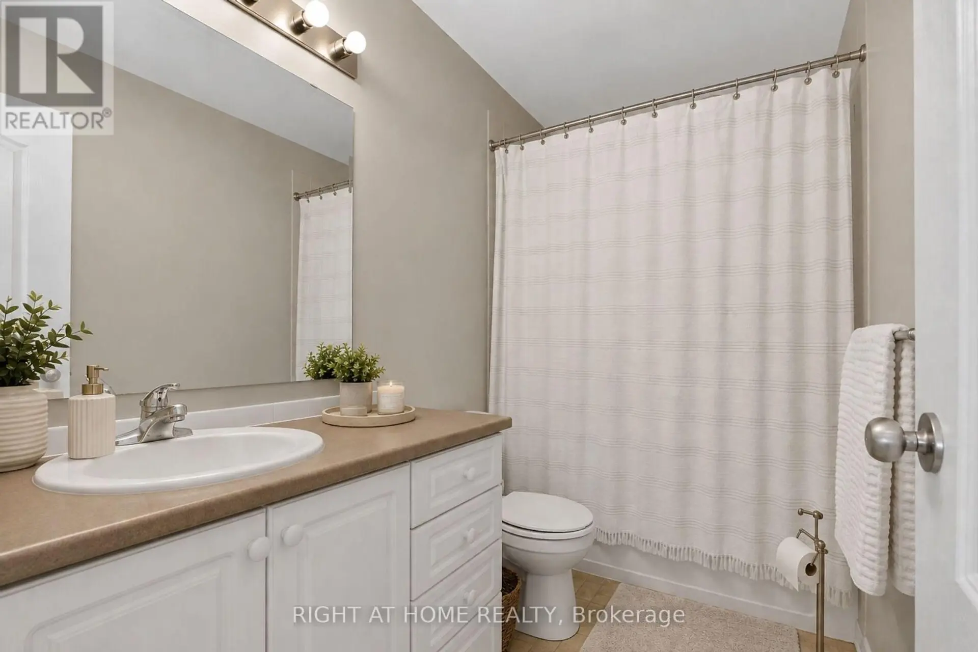 207 CATAMOUNT COURT - Image 12