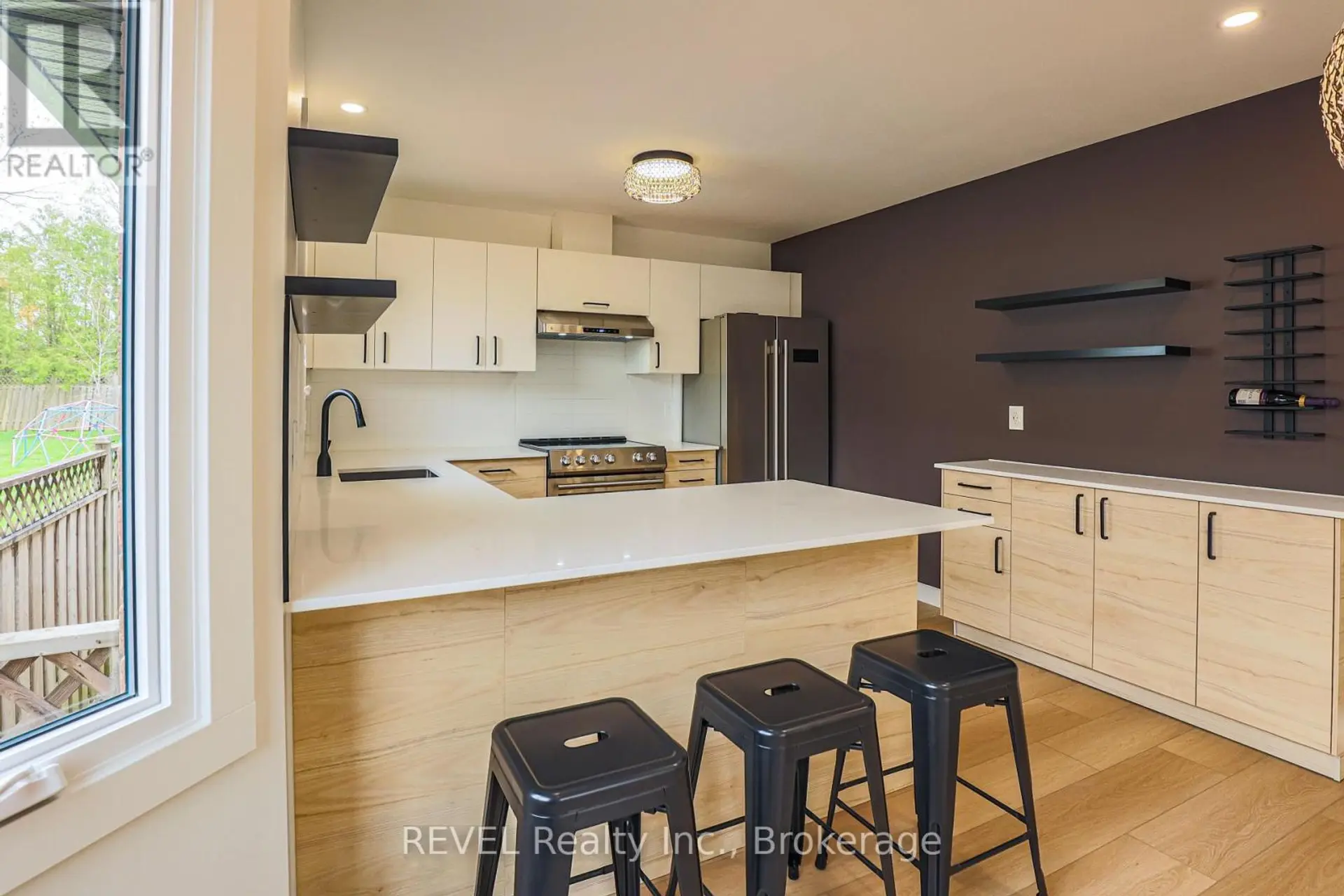 12 ANDREA DRIVE - Image 6