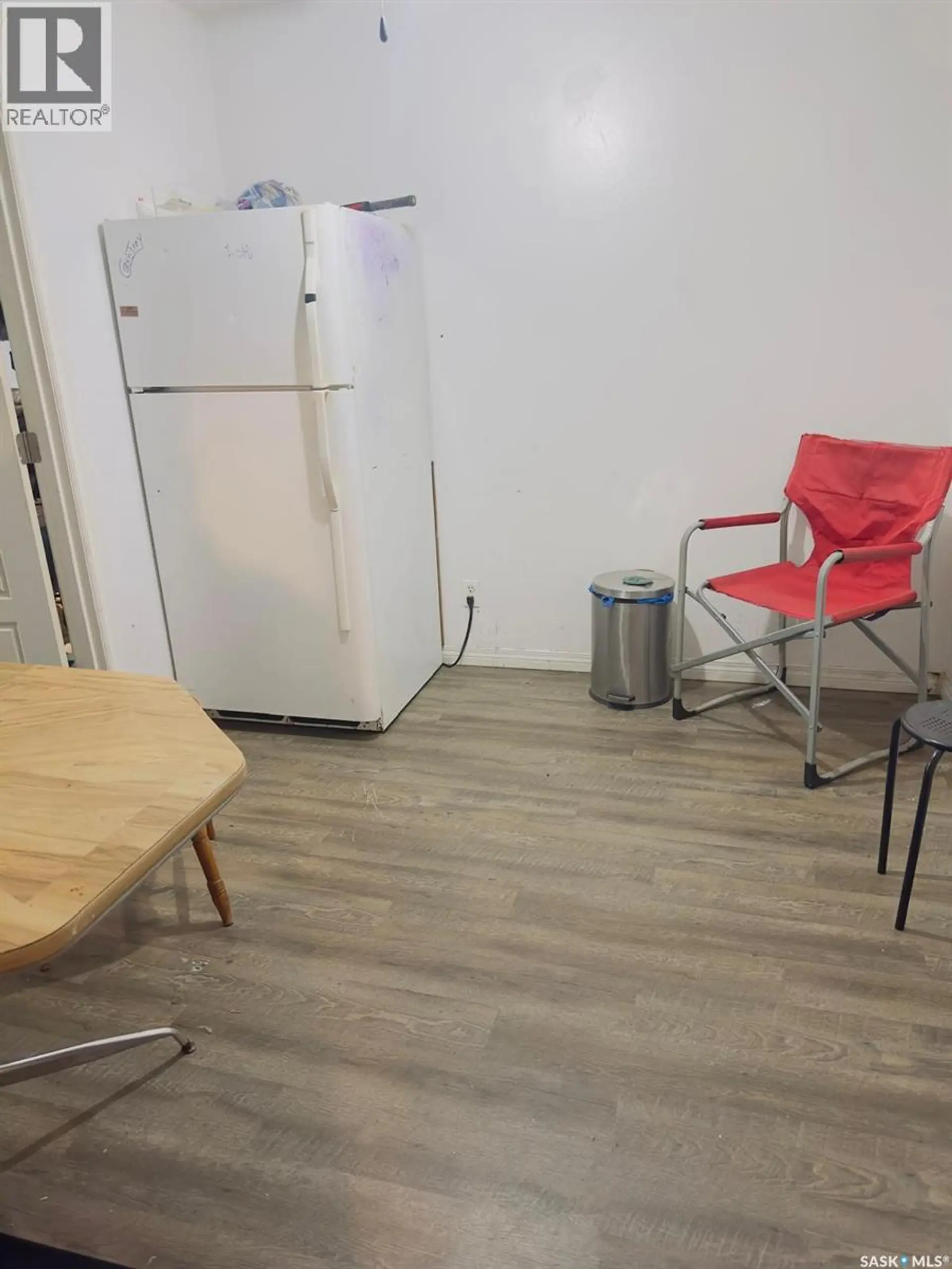 1607 Acadia DRIVE - Image 3