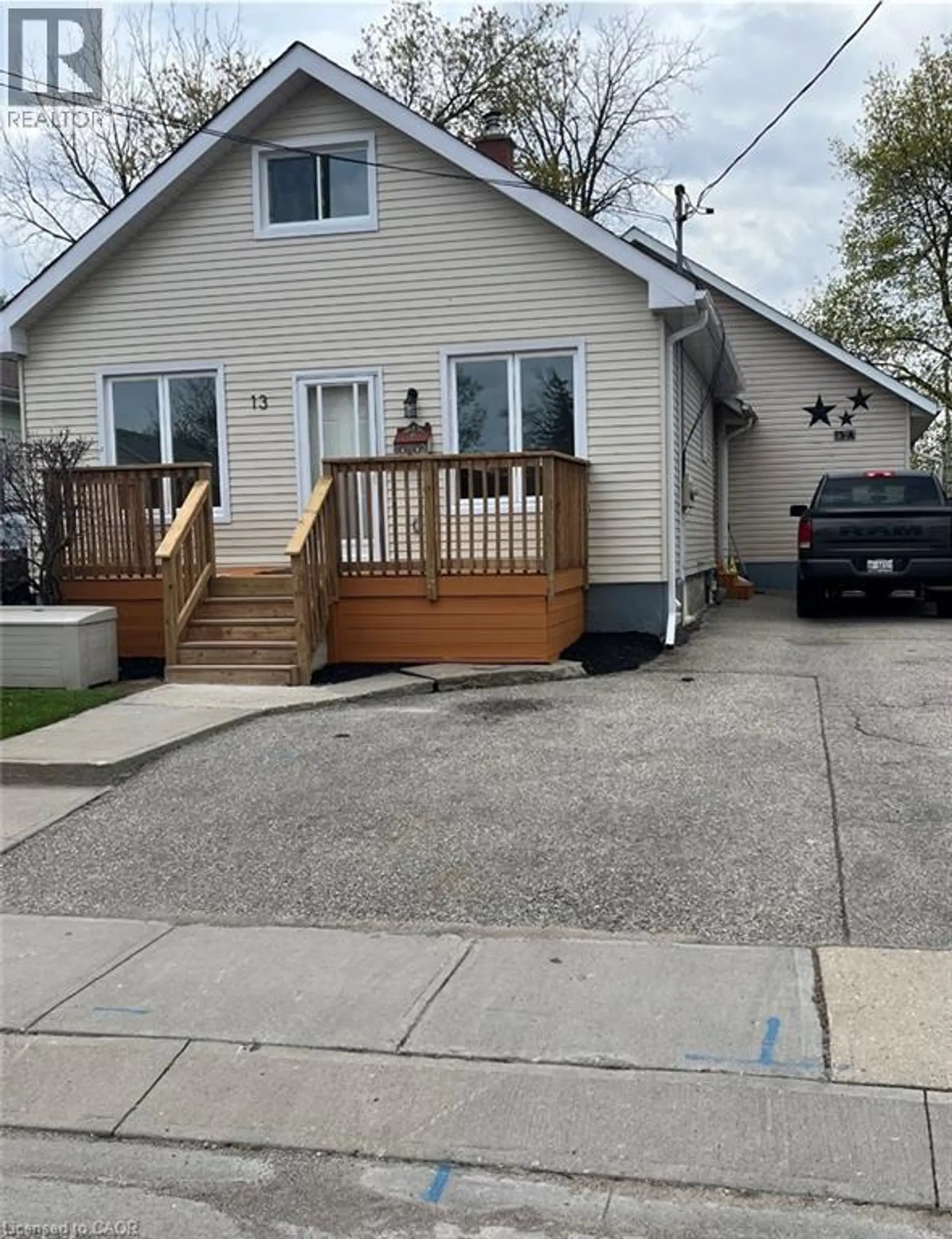 13 STANLEY Street - Image 1