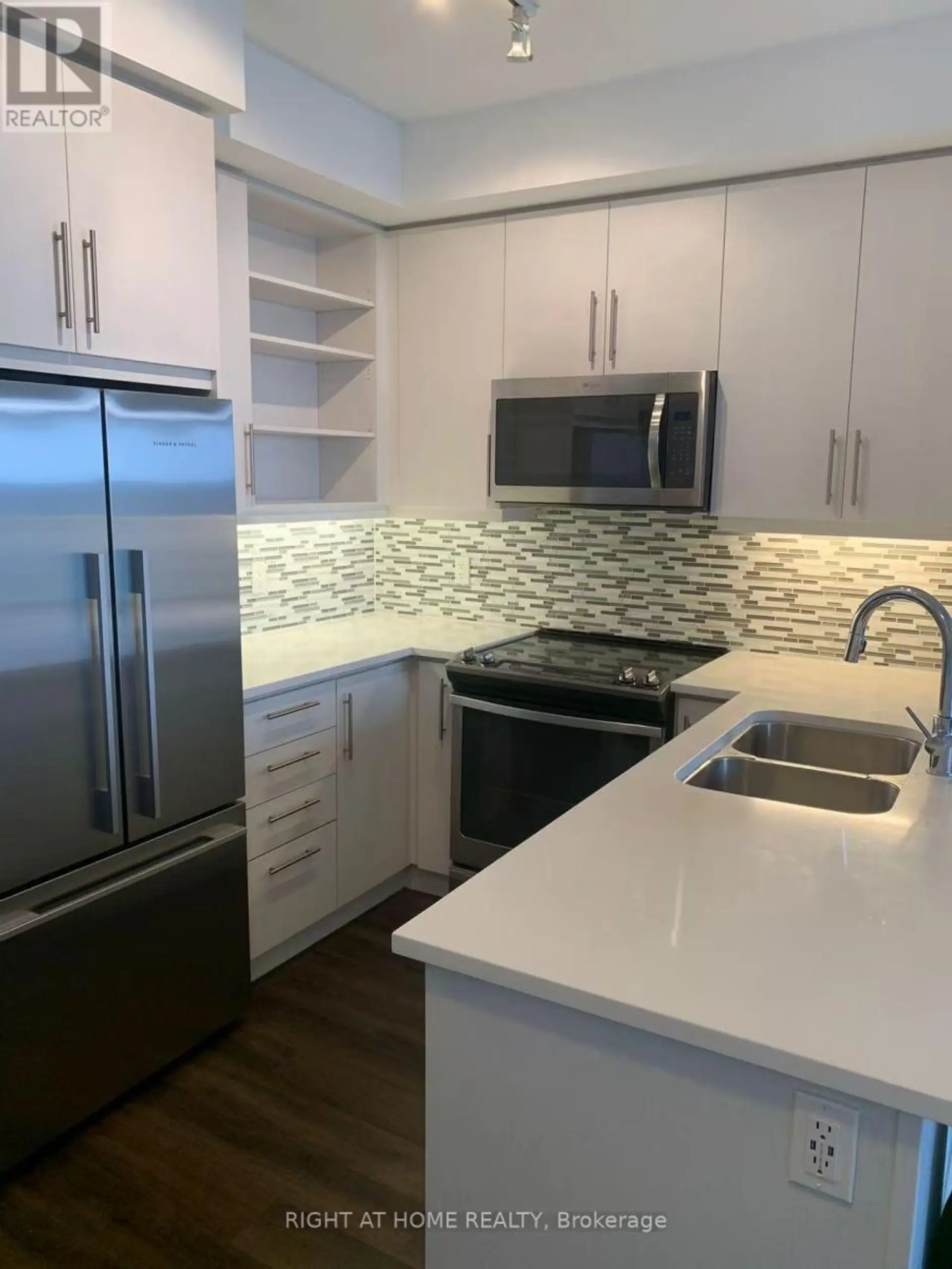 #1710 65 ONEIDA CRESCENT - Image 2