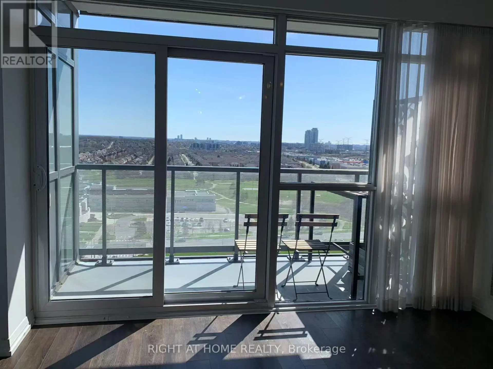 #1710 65 ONEIDA CRESCENT - Image 3