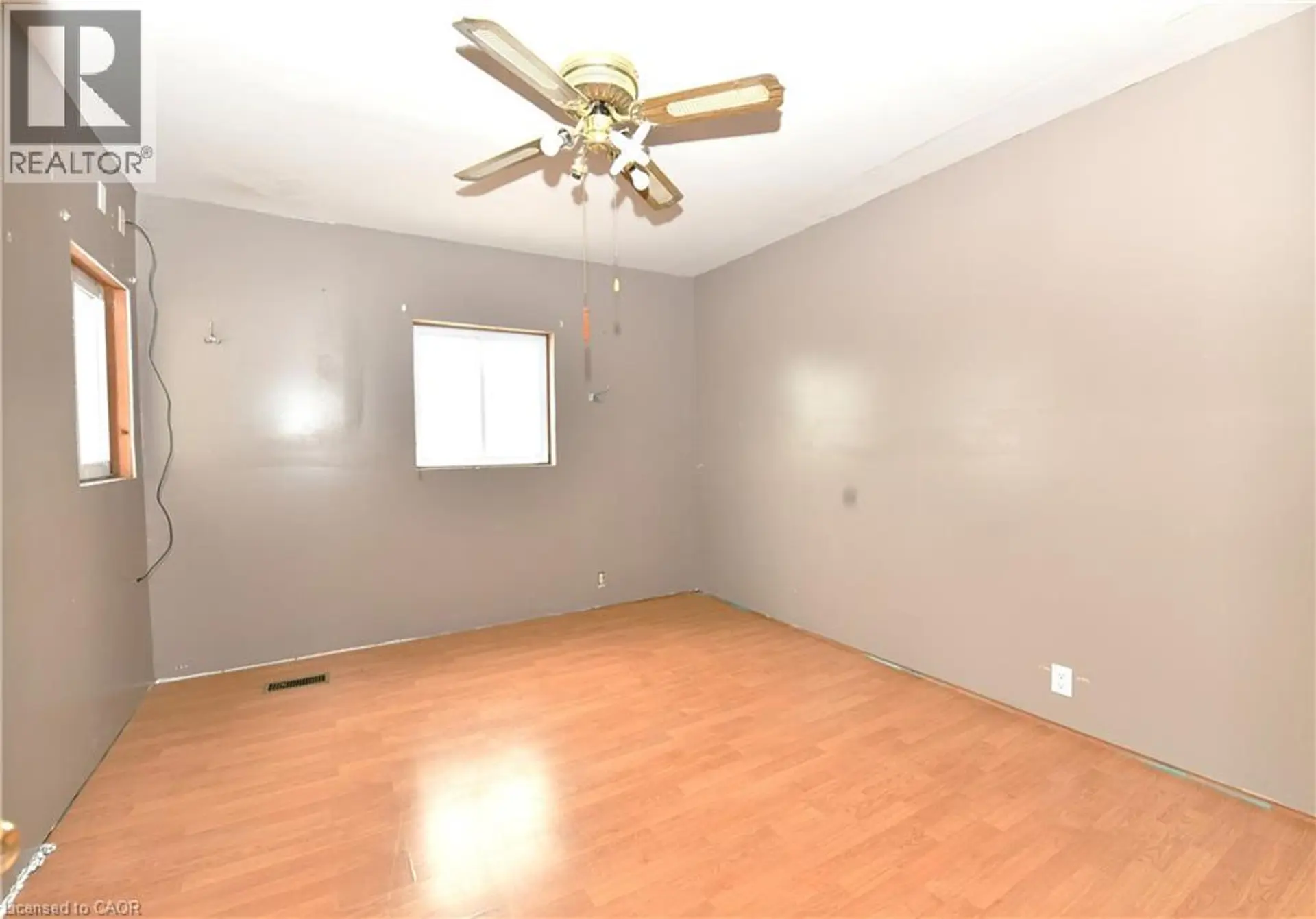 274 WELLINGTON Street - Image 5