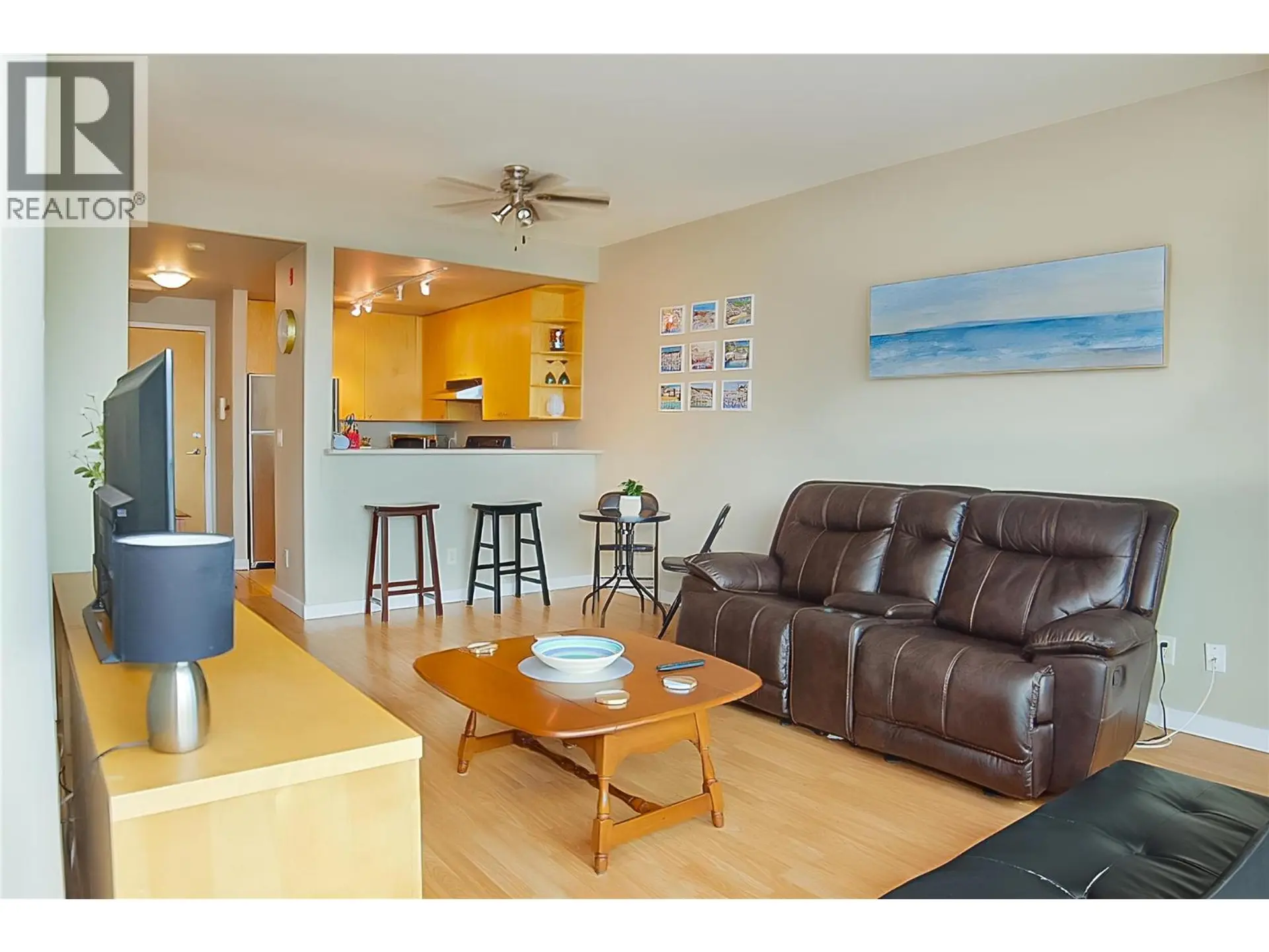 #906 619 VICTORIA Street - Image 8