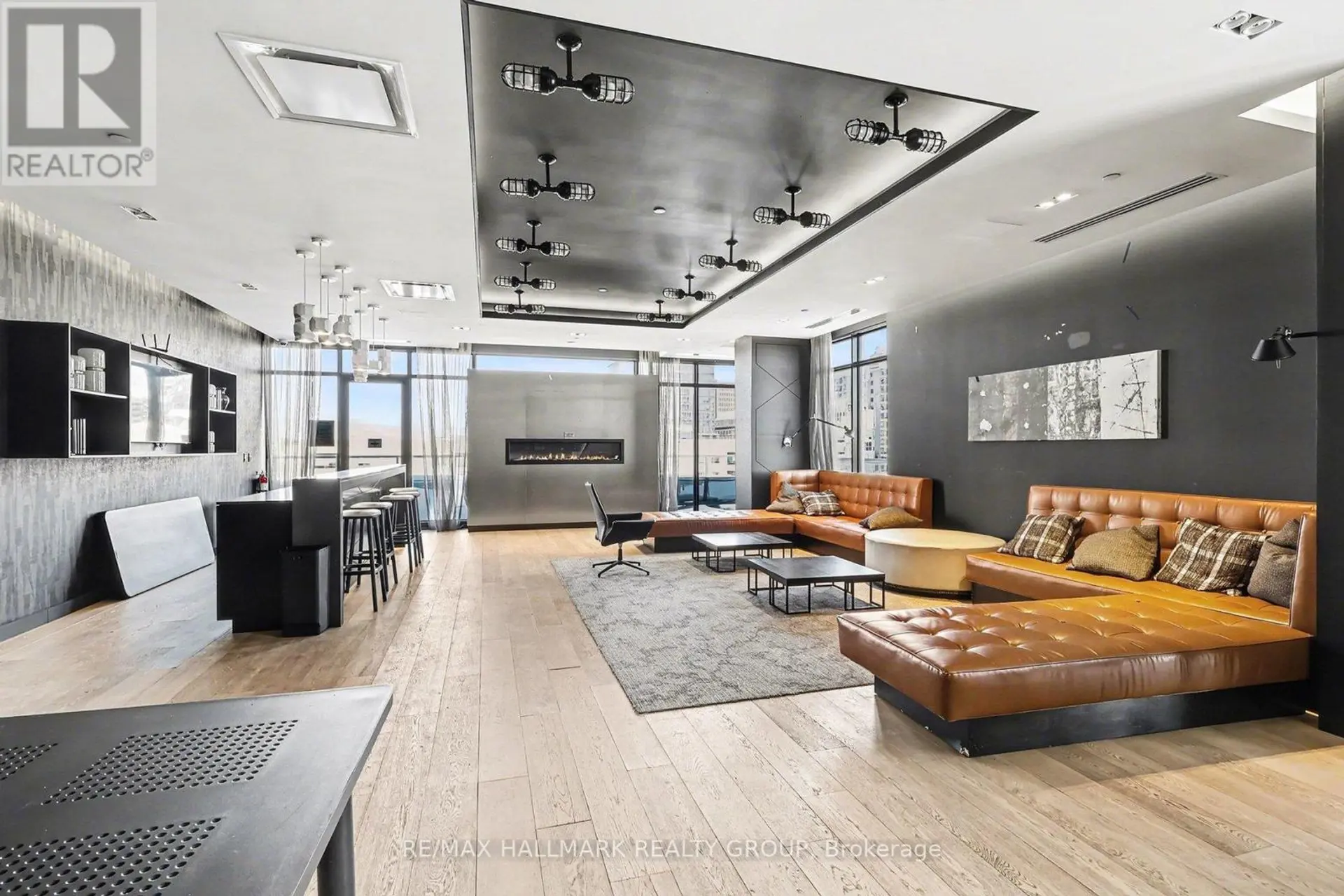 #1412 255 BAY STREET - Image 16