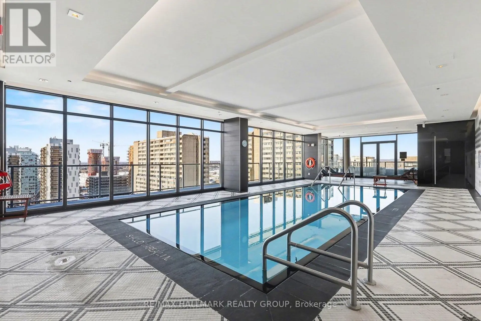 #1412 255 BAY STREET - Image 17