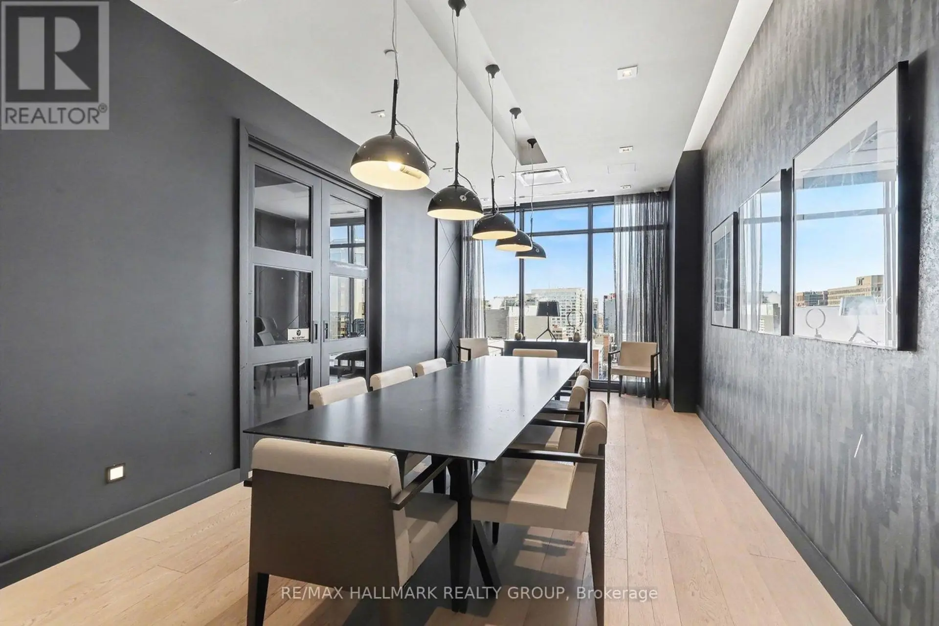 #1412 255 BAY STREET - Image 19