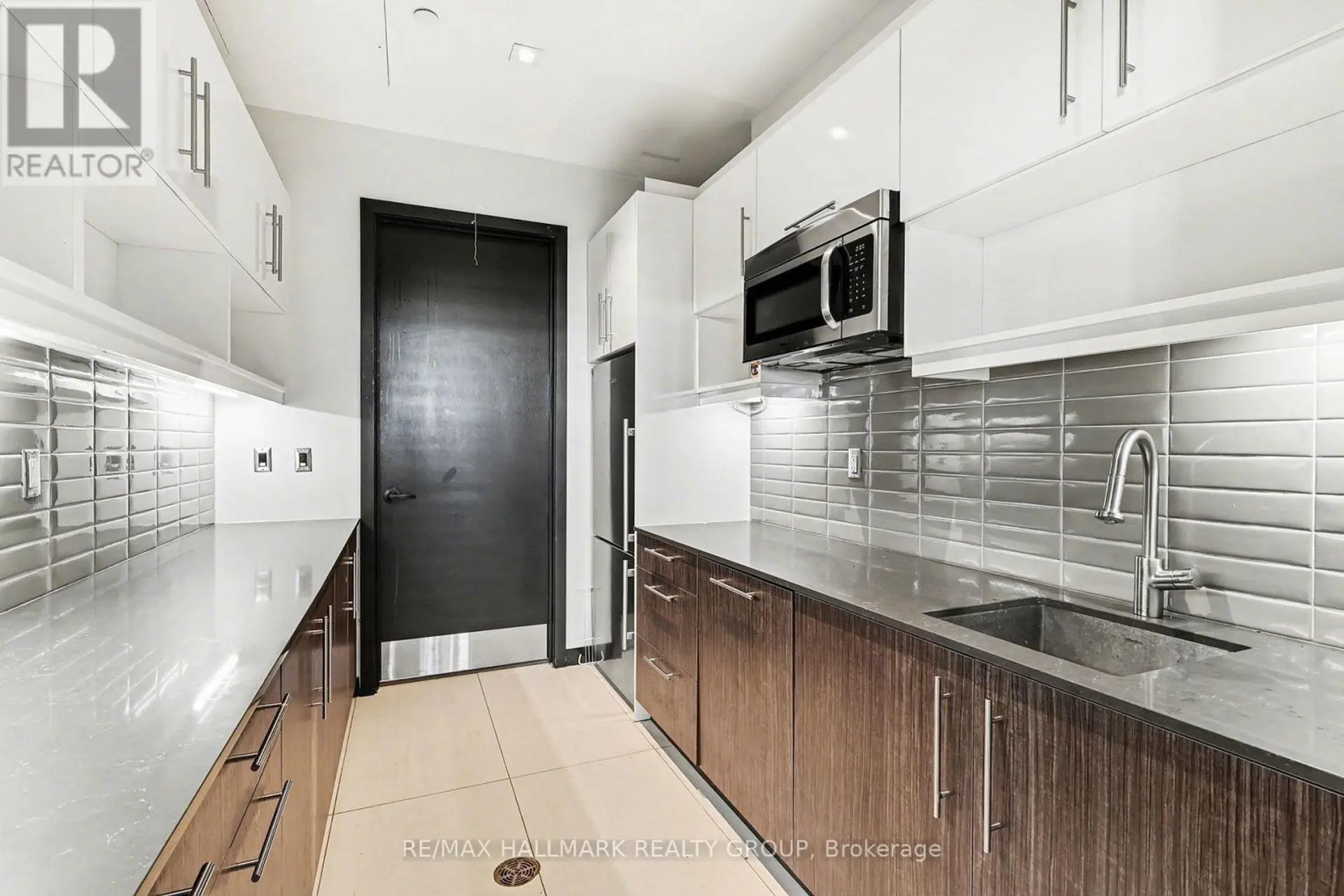 #1412 255 BAY STREET - Image 20