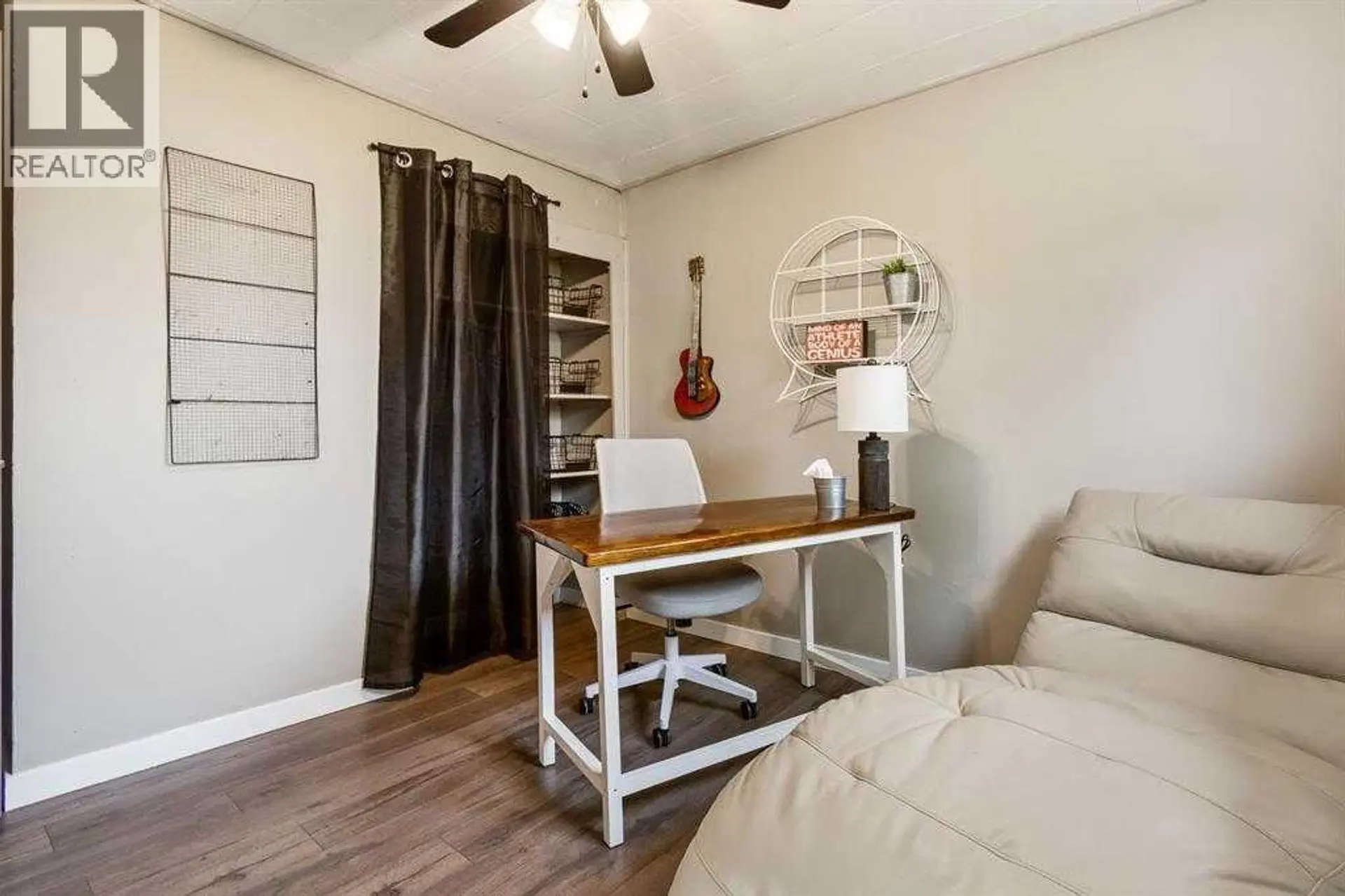 9304 106 Avenue - Image 13