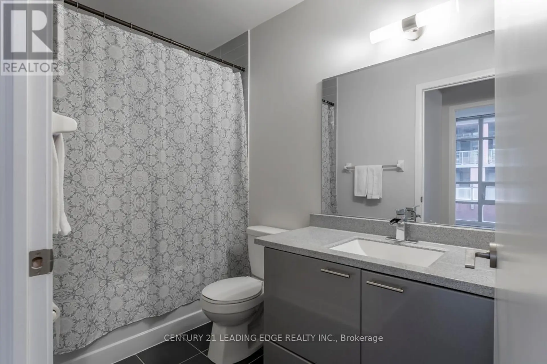 #517 15 BRUYERES MEWS - Image 12