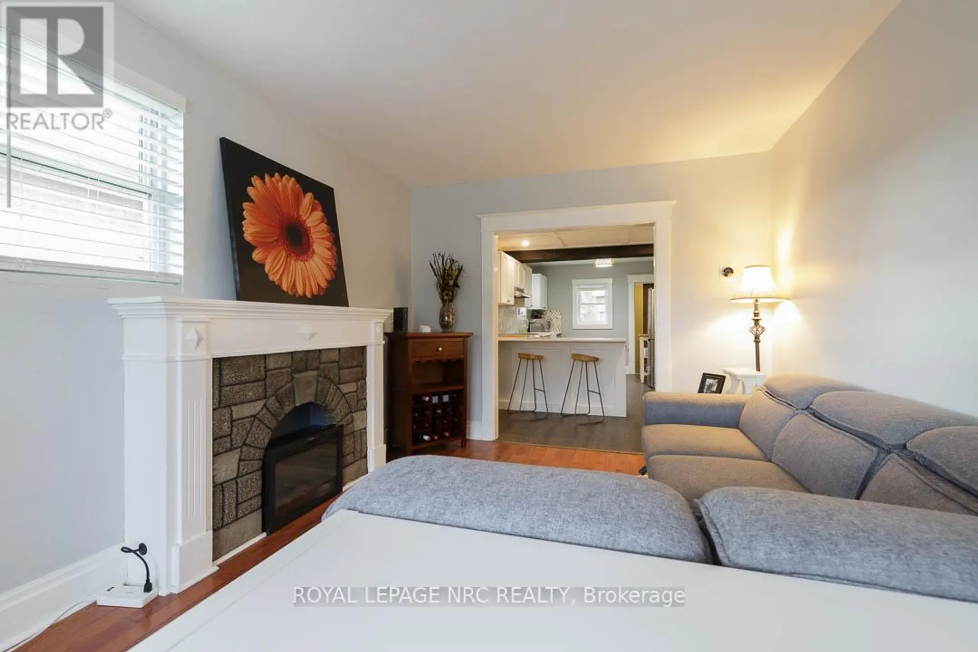 241 VINE STREET - Image 8