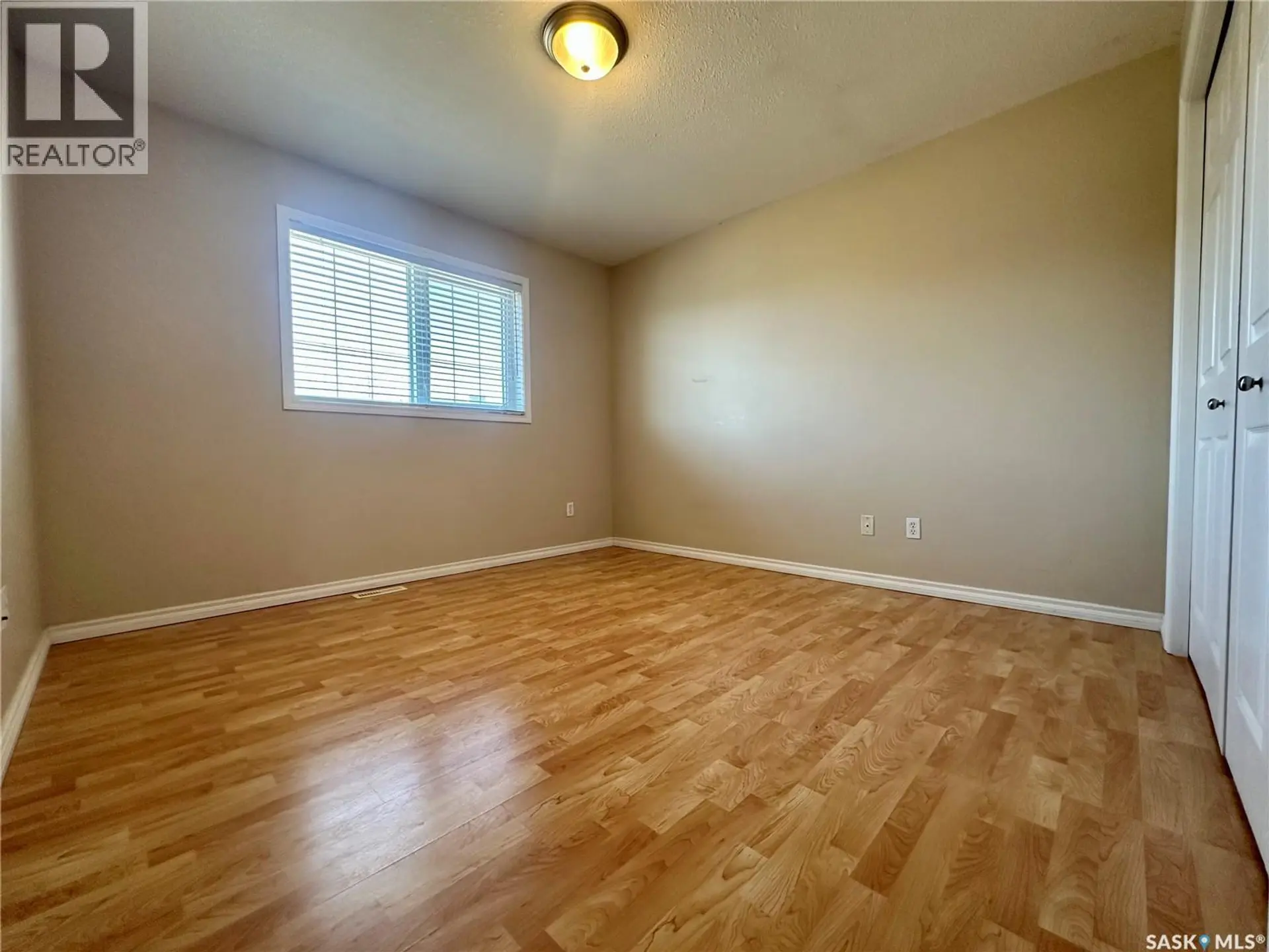 #38 103 BANYAN CRESCENT - Image 11