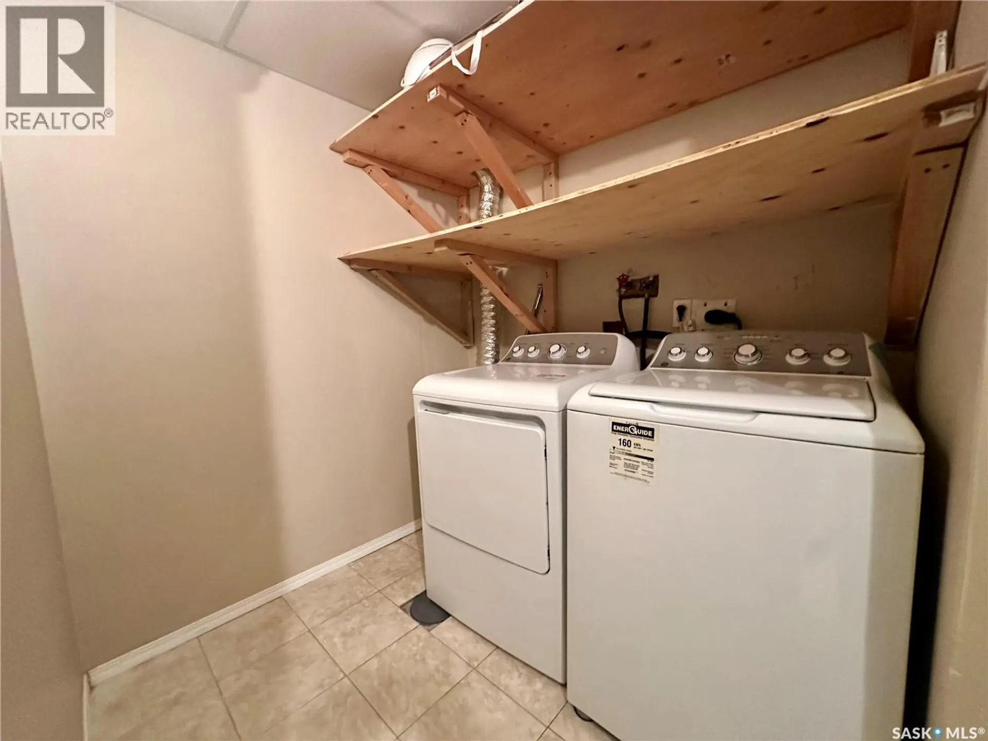 #38 103 BANYAN CRESCENT - Image 20