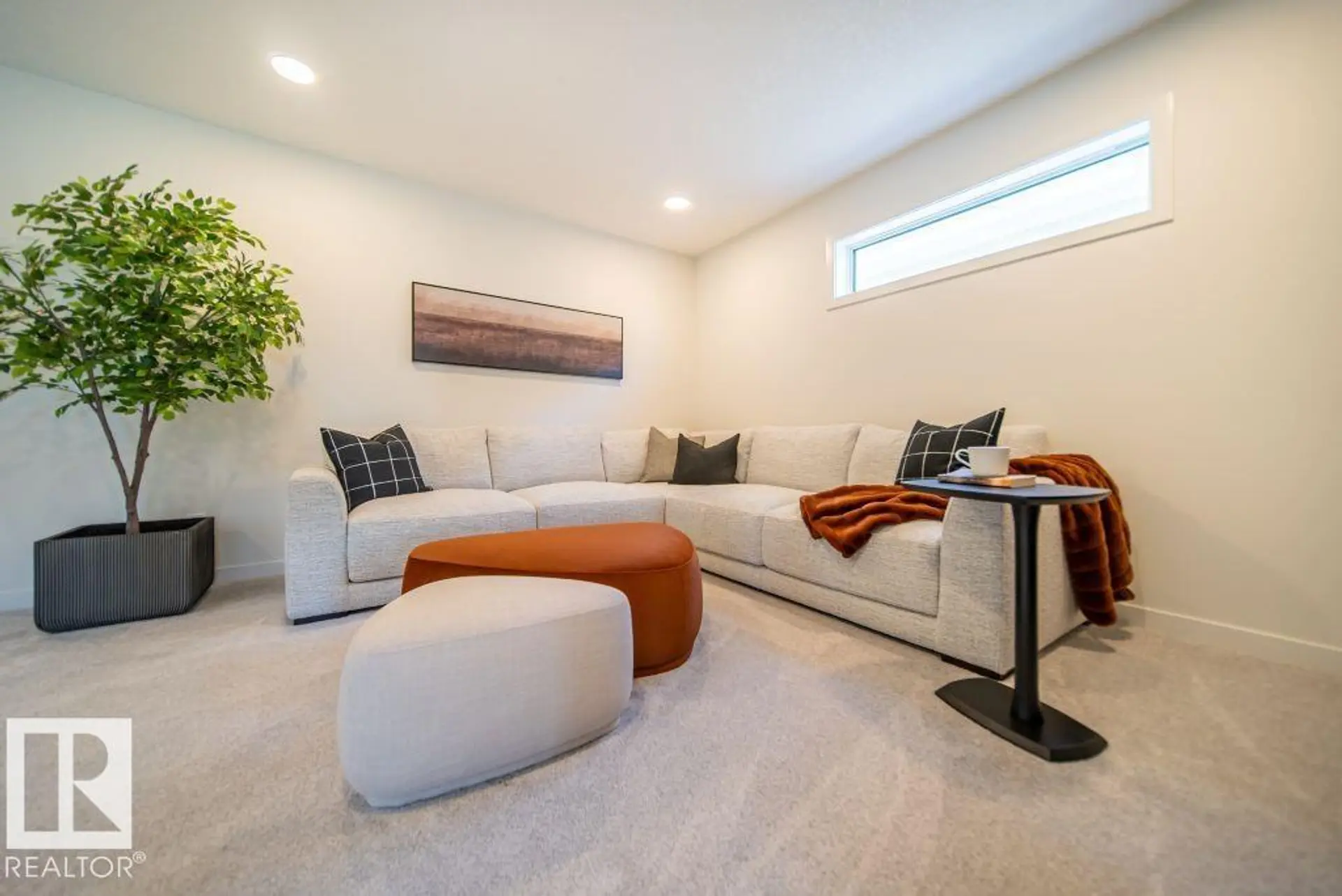 22 Devonshire DR S - Image 12
