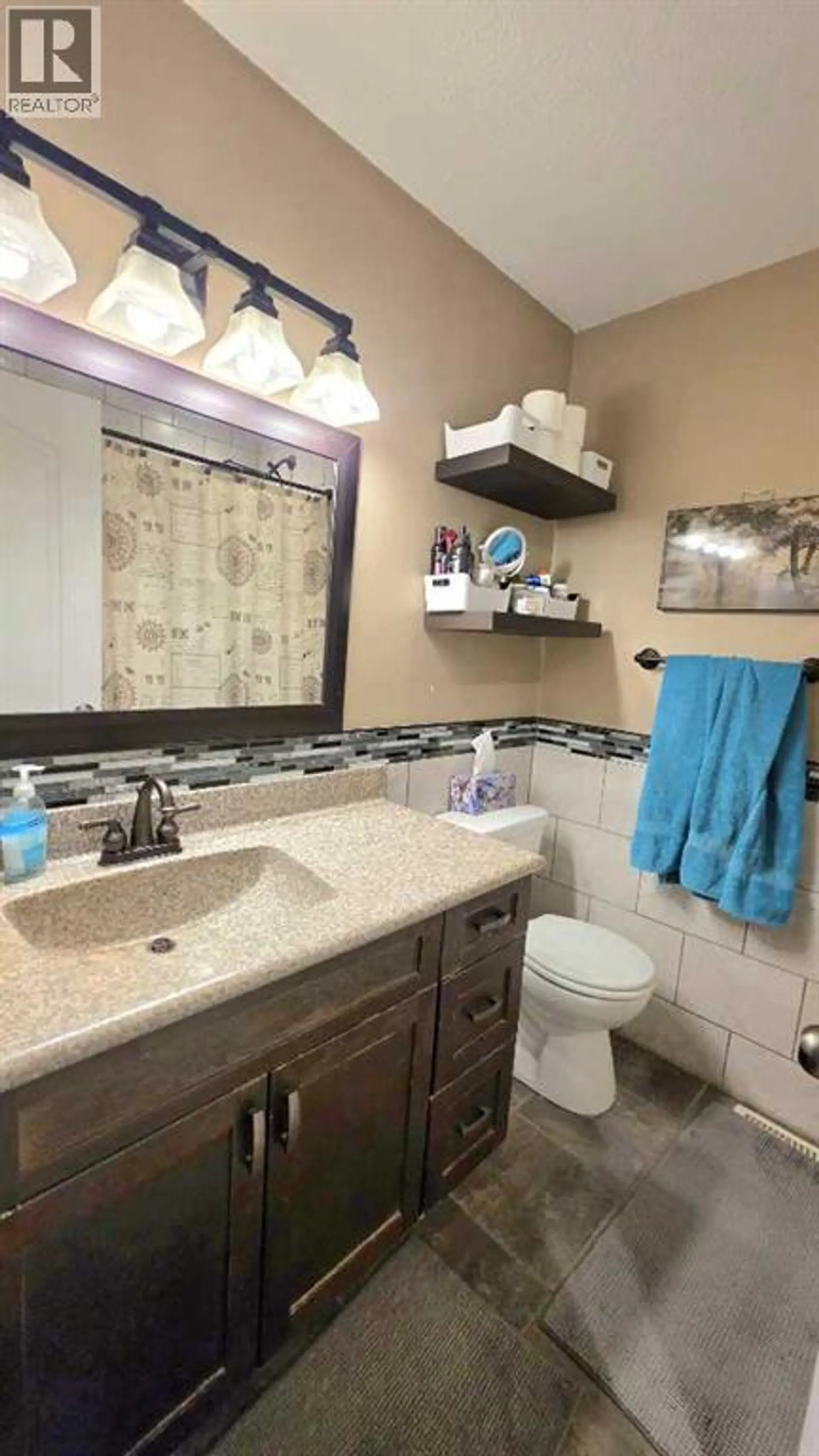 9518 125 Avenue - Image 7