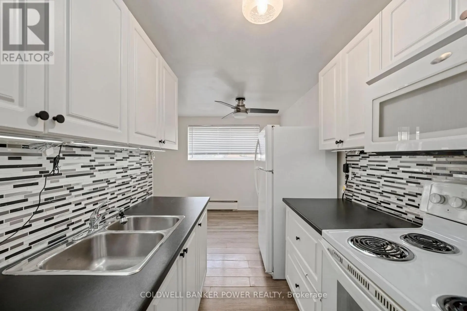 #110 1830 DUMONT STREET - Image 3