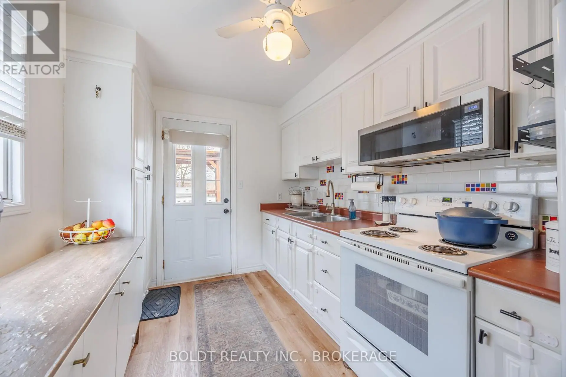 5 NELLES ROAD - Image 4