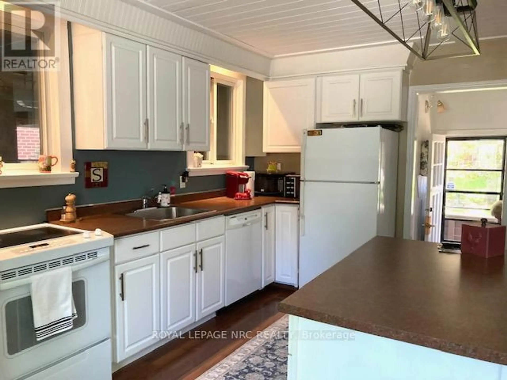 5681 MORSE AVENUE - Image 2