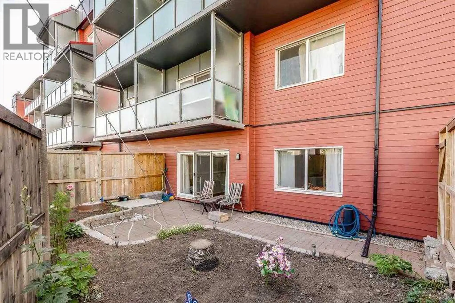 #104 335 Garry Crescent NE - Image 16