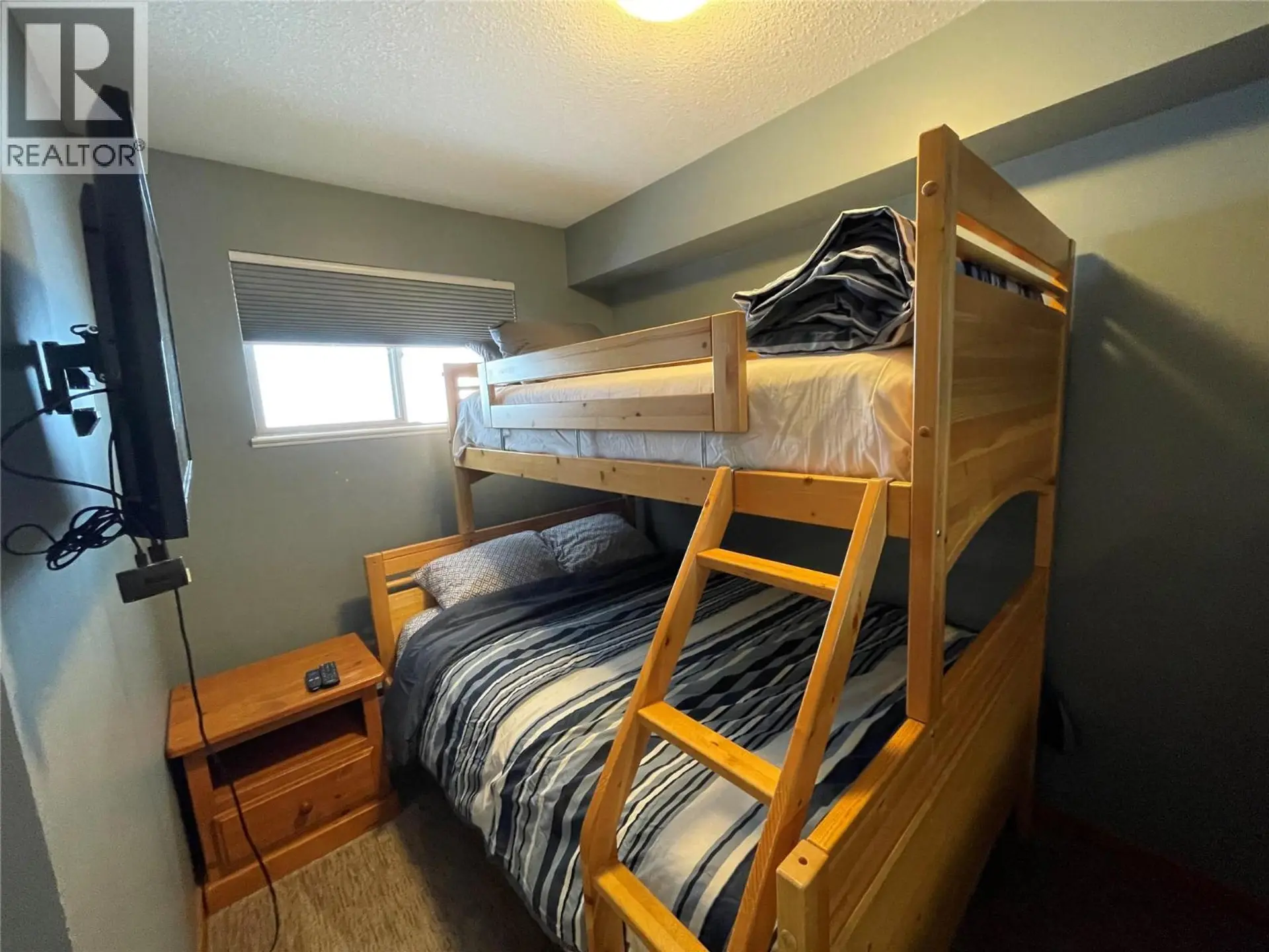 #205 9802 Silver Star Road - Image 15