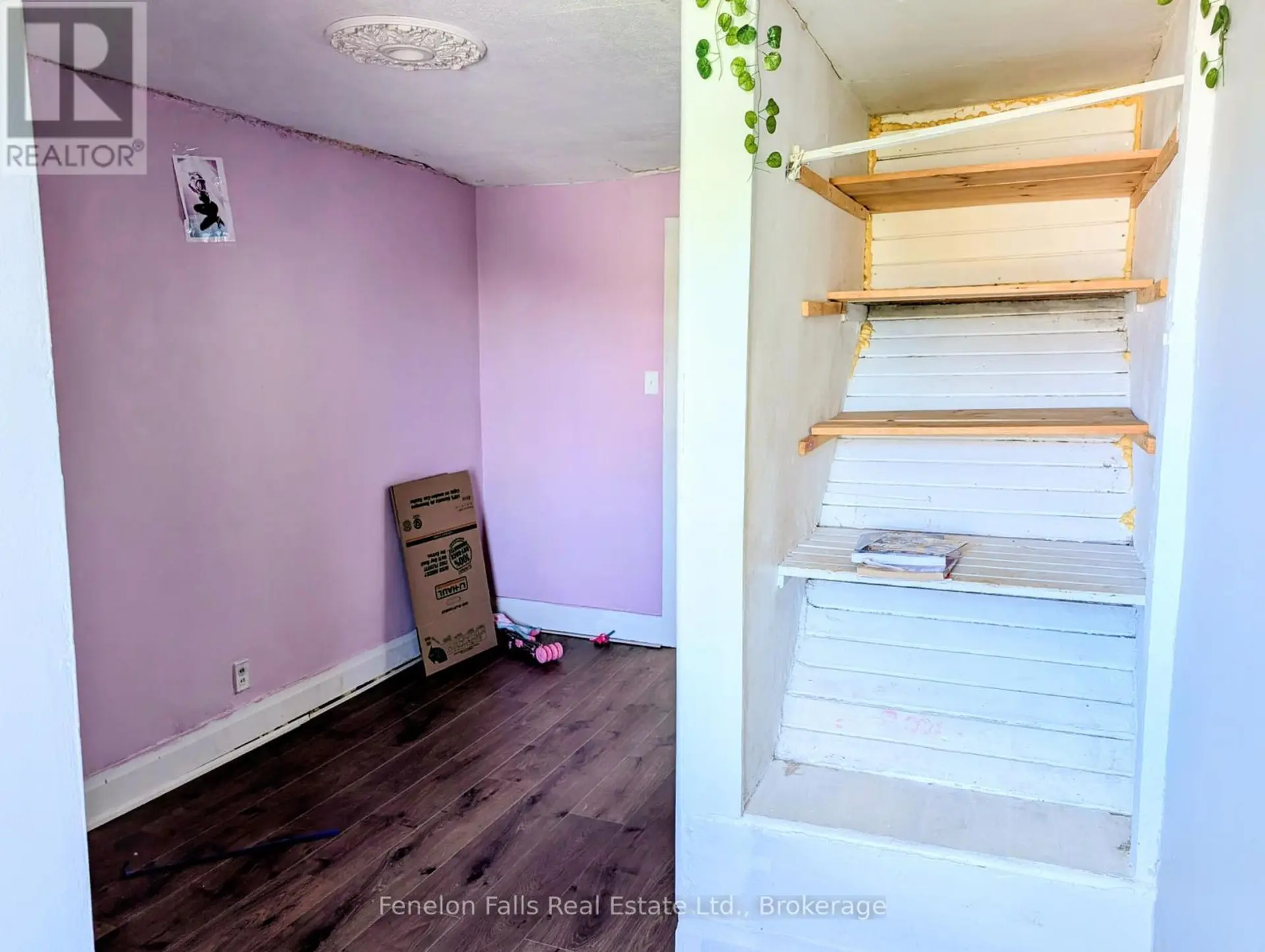 89 LINDSAY STREET - Image 12