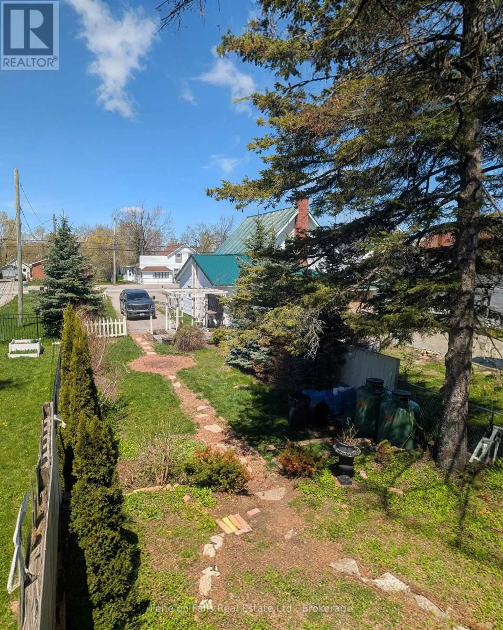 89 LINDSAY STREET - Image 4