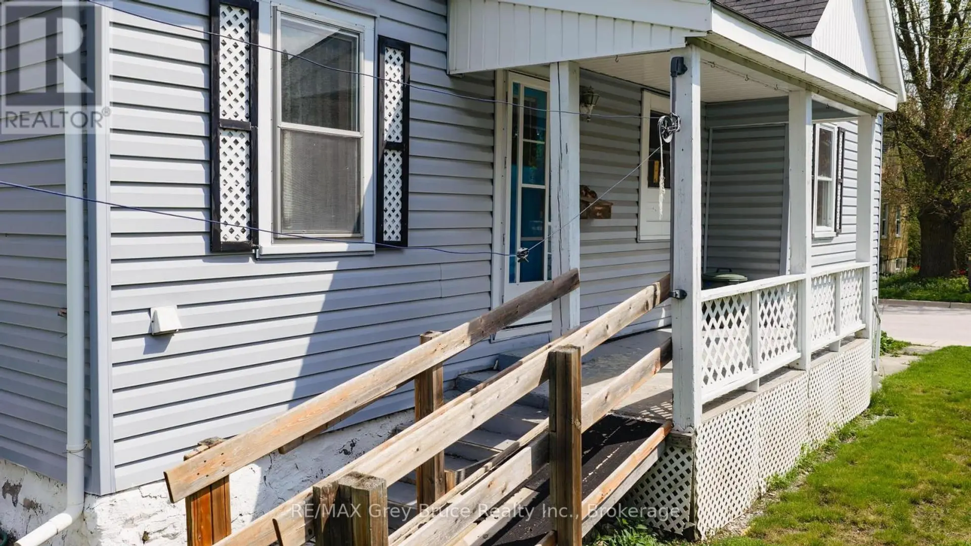 236 2ND AVENUE S - Image 17