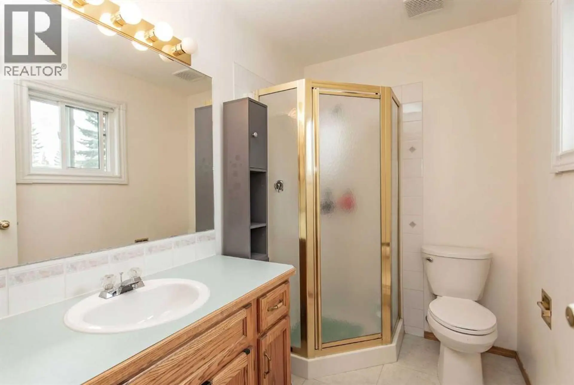 14 Lincoln Park - Image 7