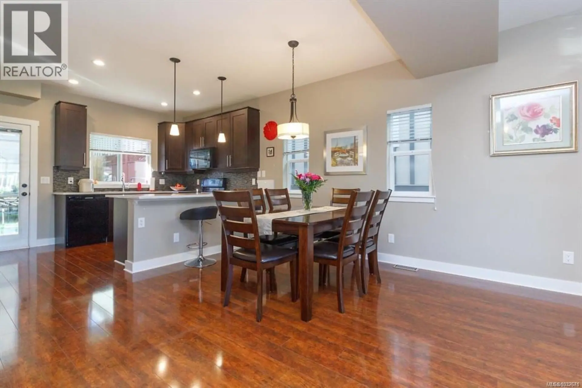 1227 Freshwater Cres - Image 5