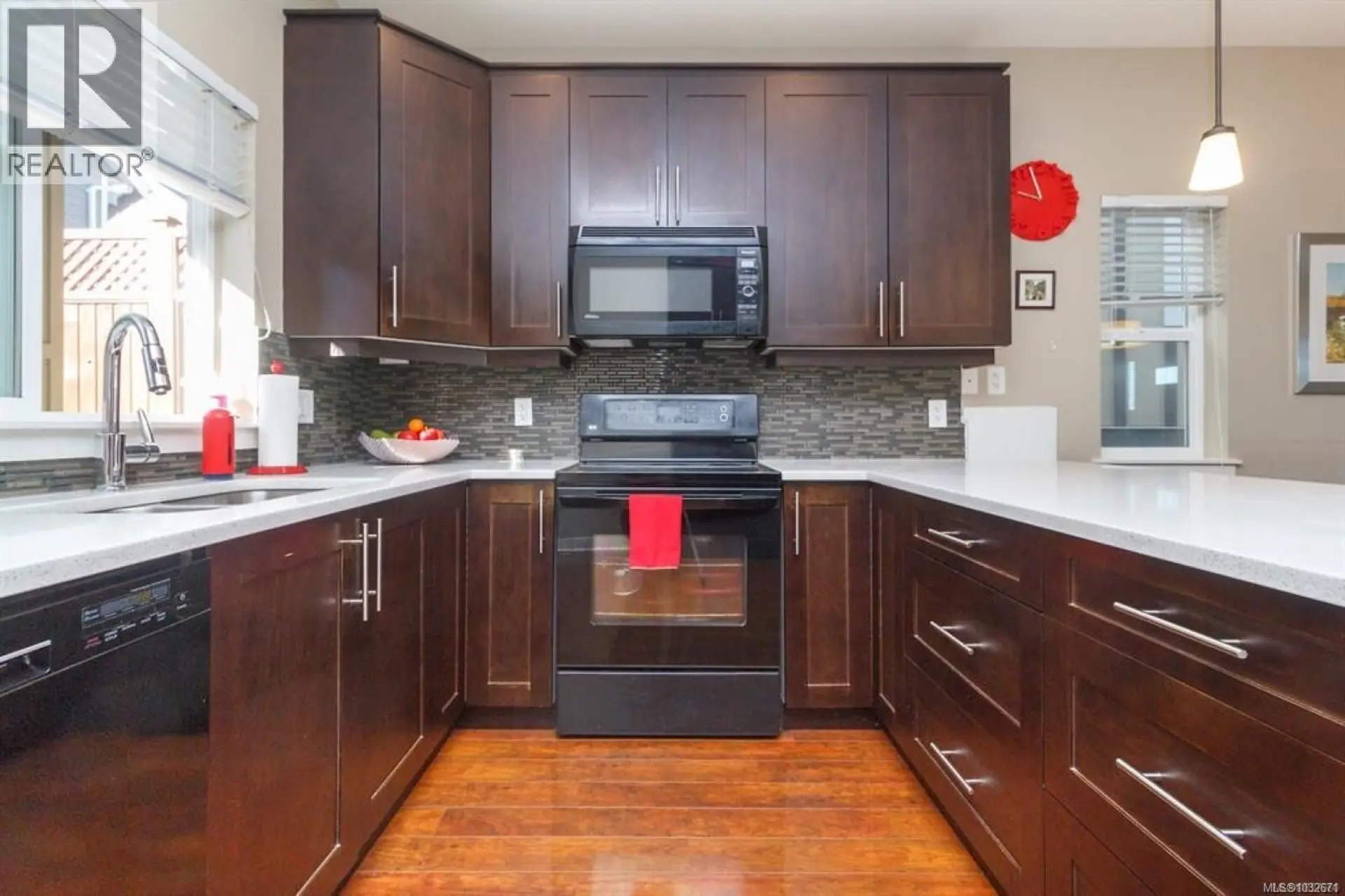 1227 Freshwater Cres - Image 7
