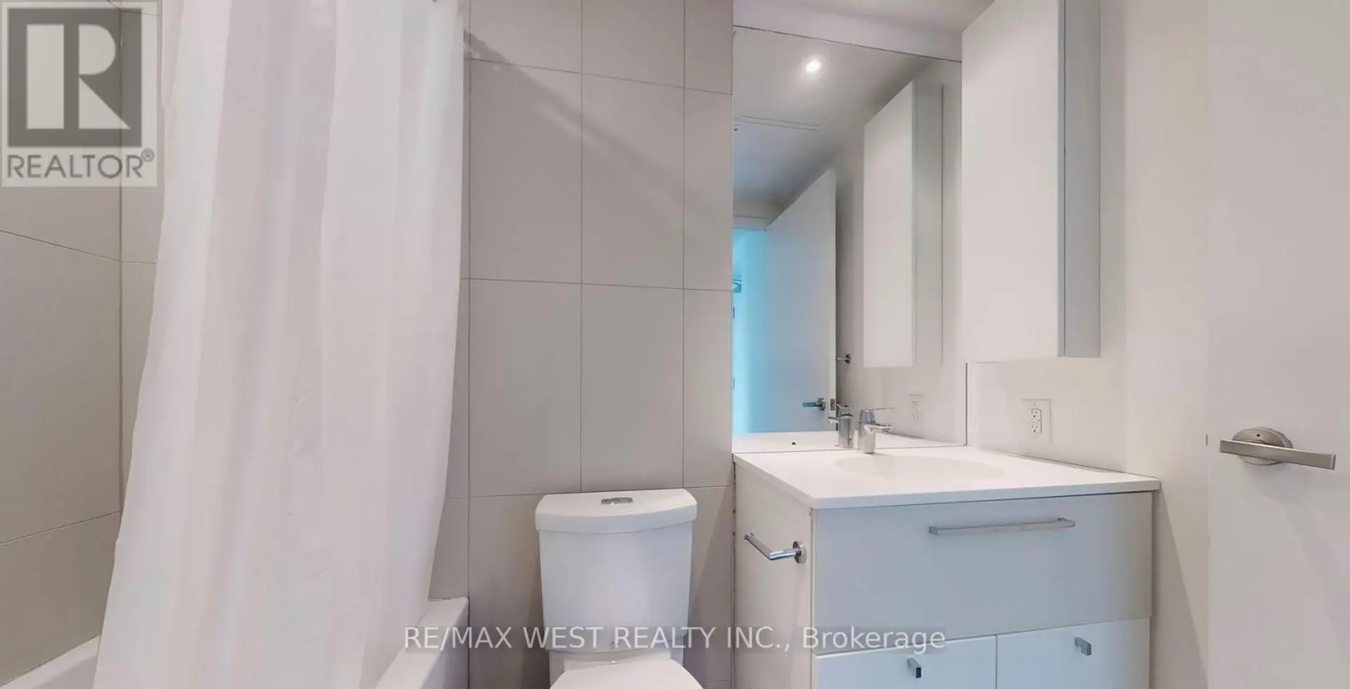 #1106 15 GRENVILLE STREET - Image 11