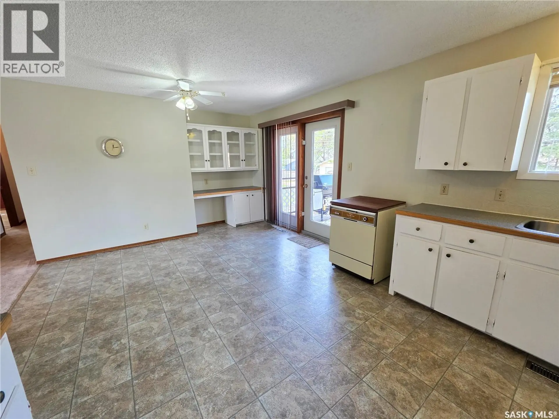 613 2nd STREET W - Image 6