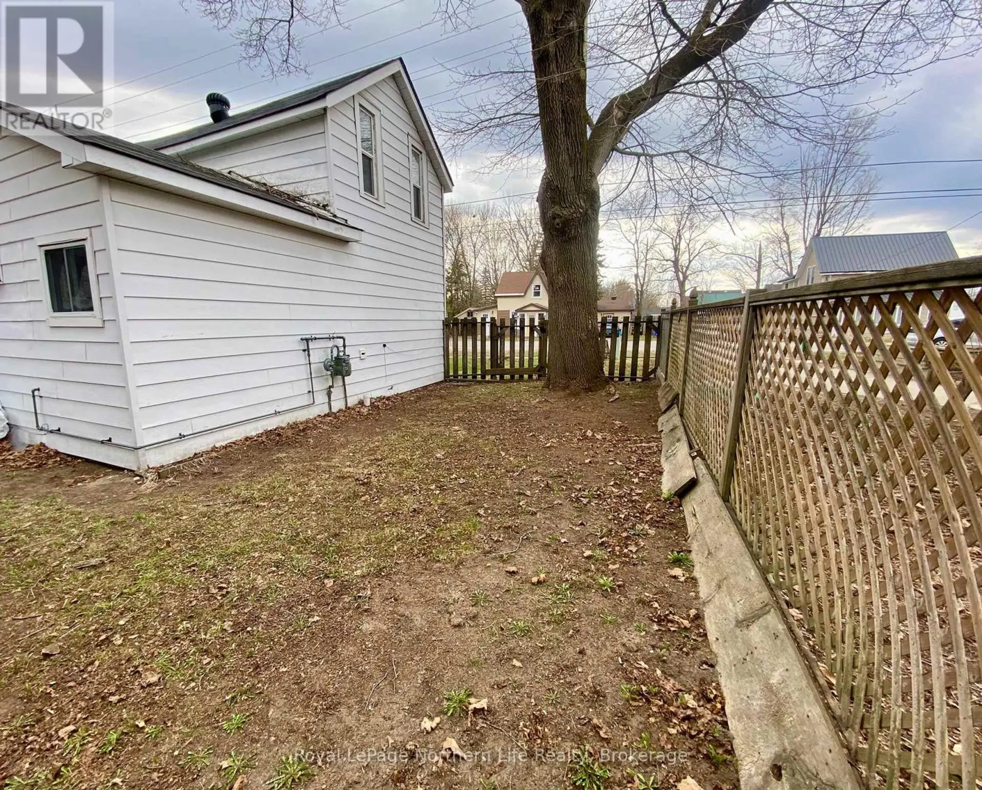 630 FIRST STREET S - Image 16