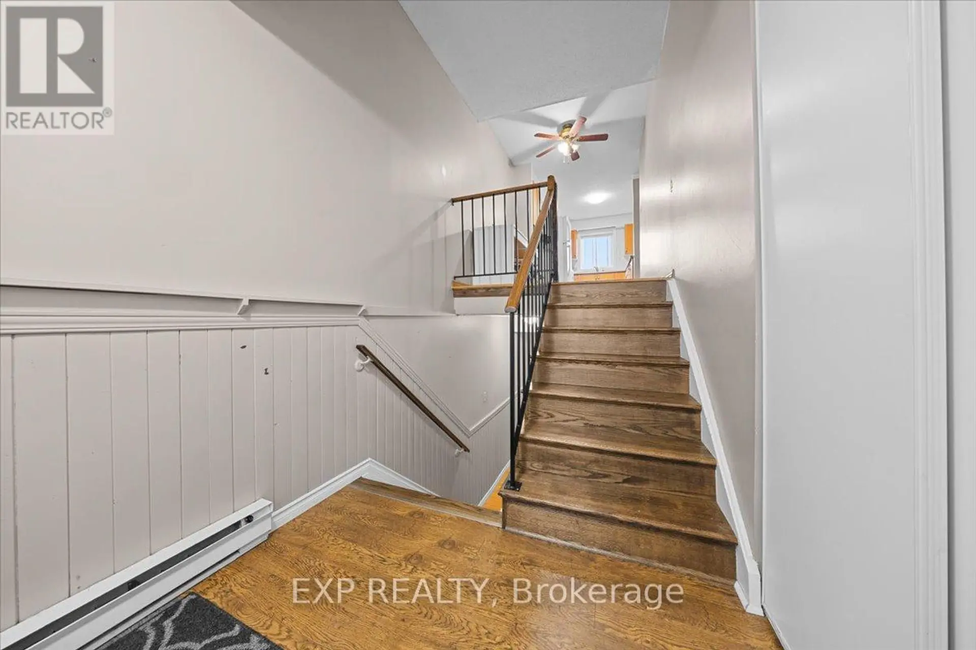 140 CASTLEGREEN PRIVATE - Image 2
