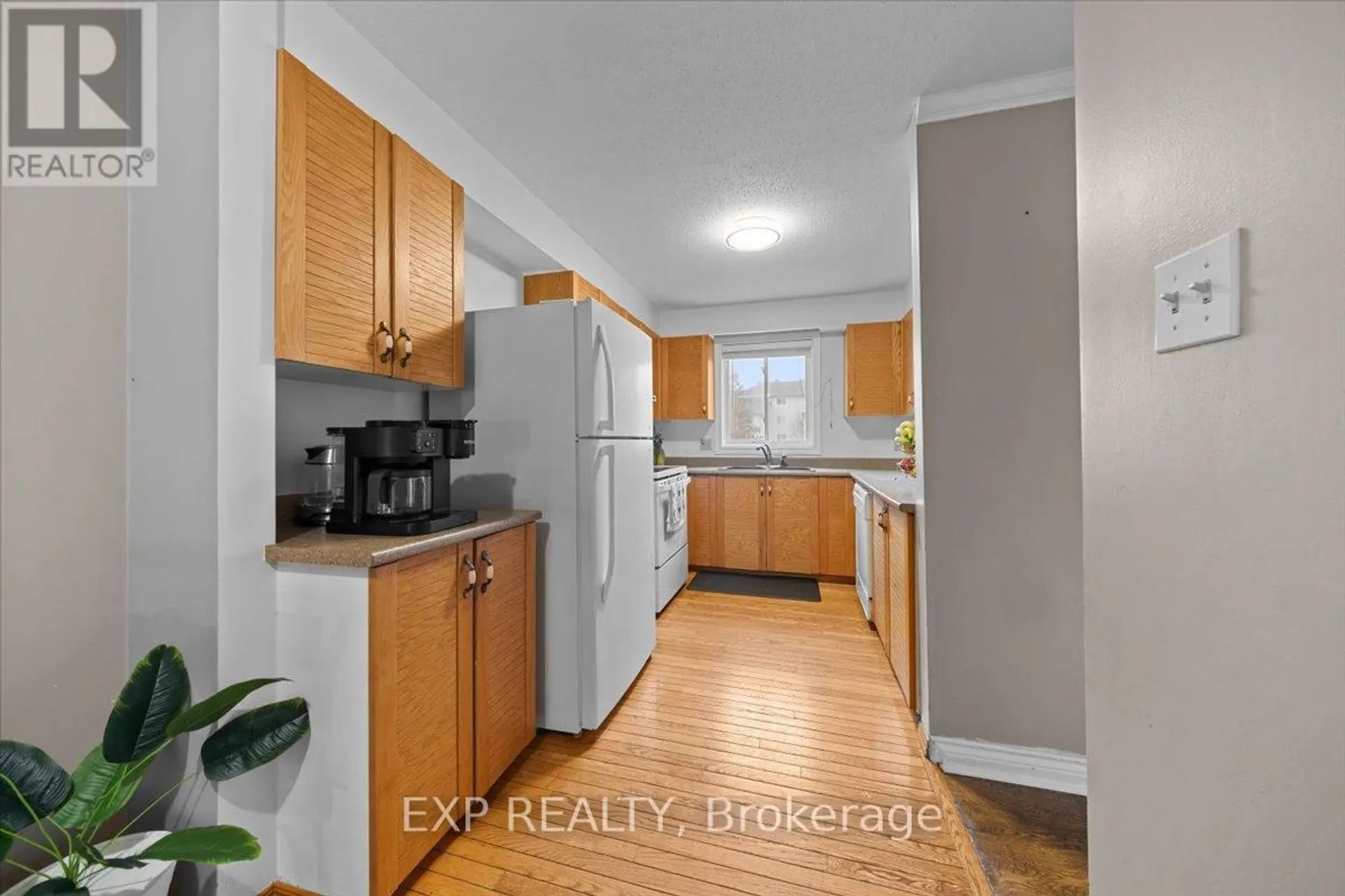 140 CASTLEGREEN PRIVATE - Image 5