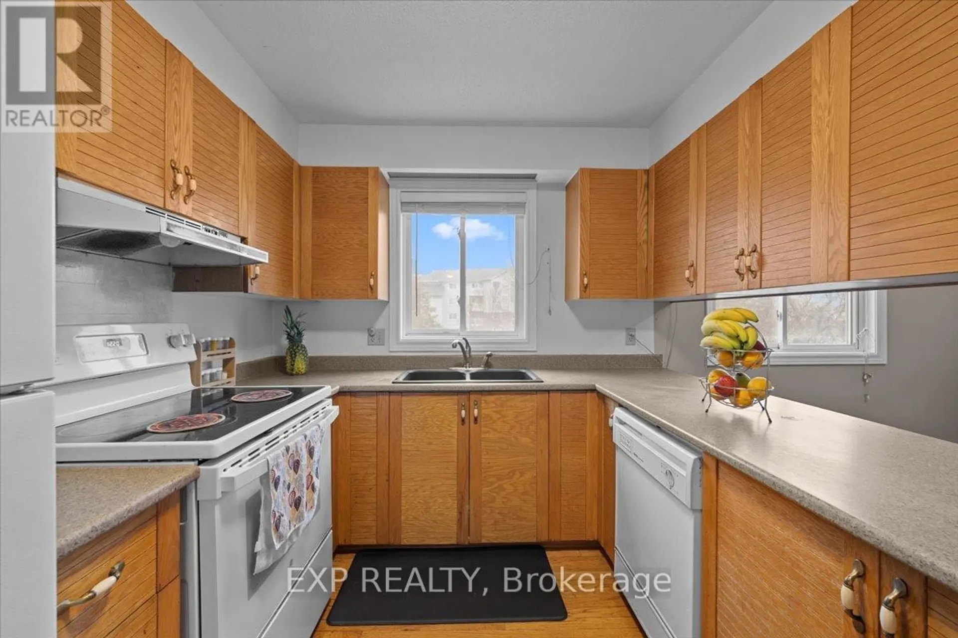 140 CASTLEGREEN PRIVATE - Image 6