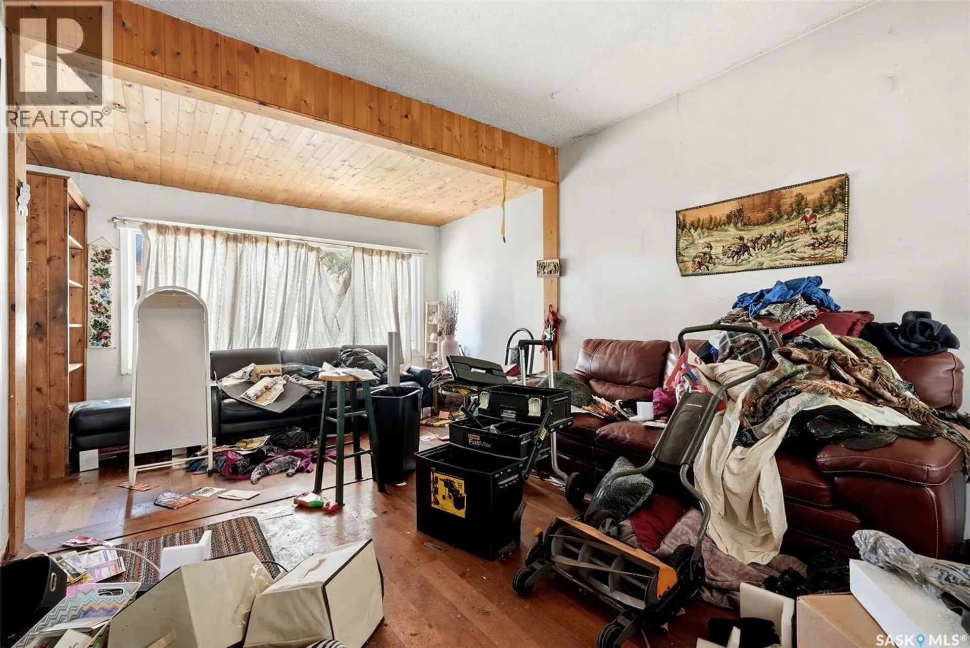 1355 Retallack STREET - Image 4