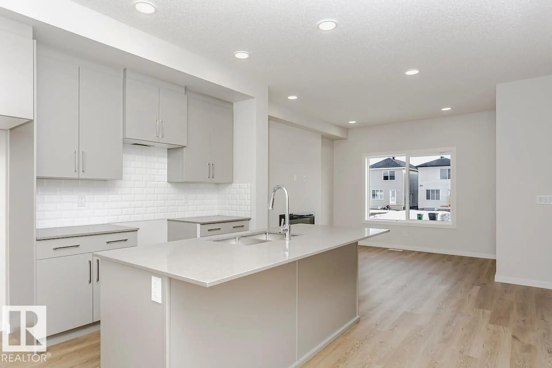 61 Gambel LO - Image 3