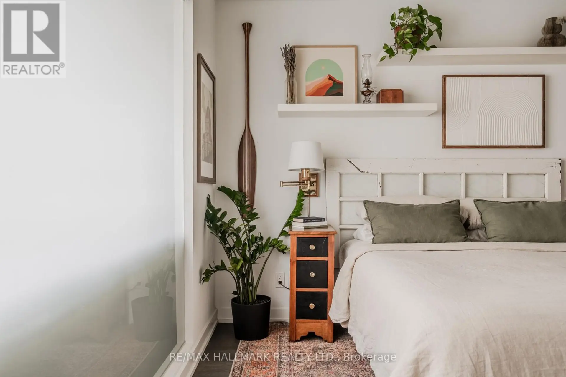 #203 60 HASLETT AVENUE - Image 5
