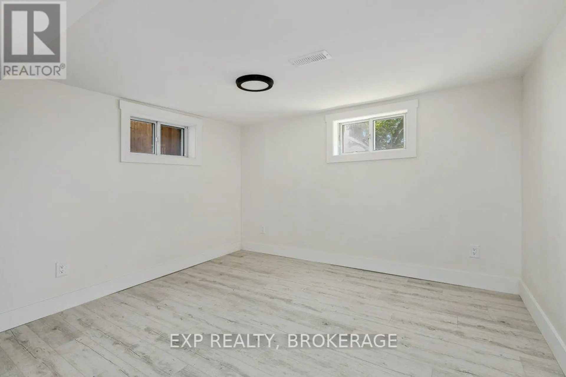 19 SCOTT STREET - Image 13