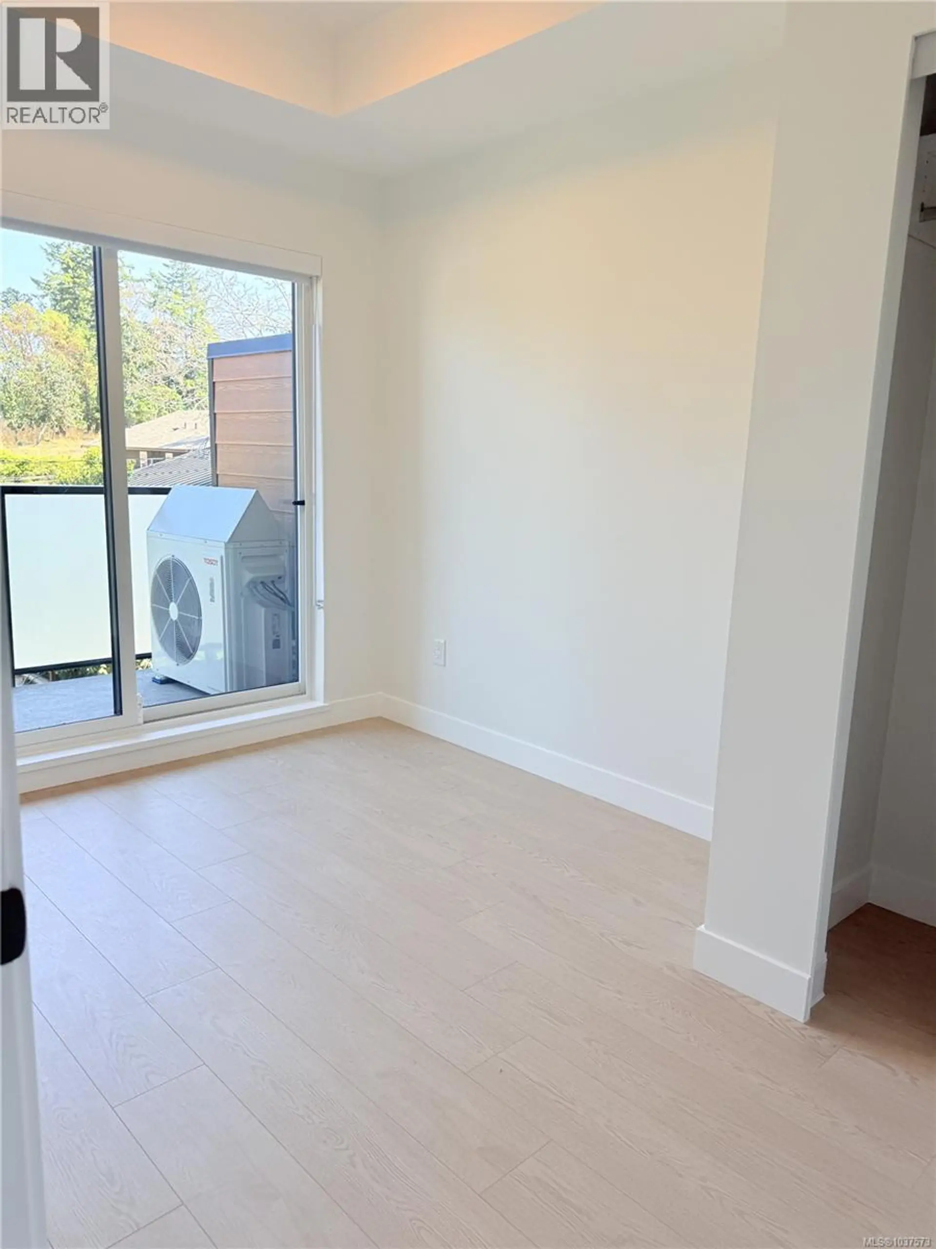 #329 2629 Millstream Rd - Image 13