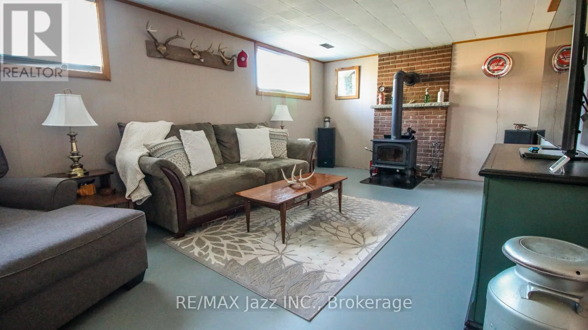 330 NIPIGON STREET - Image 14