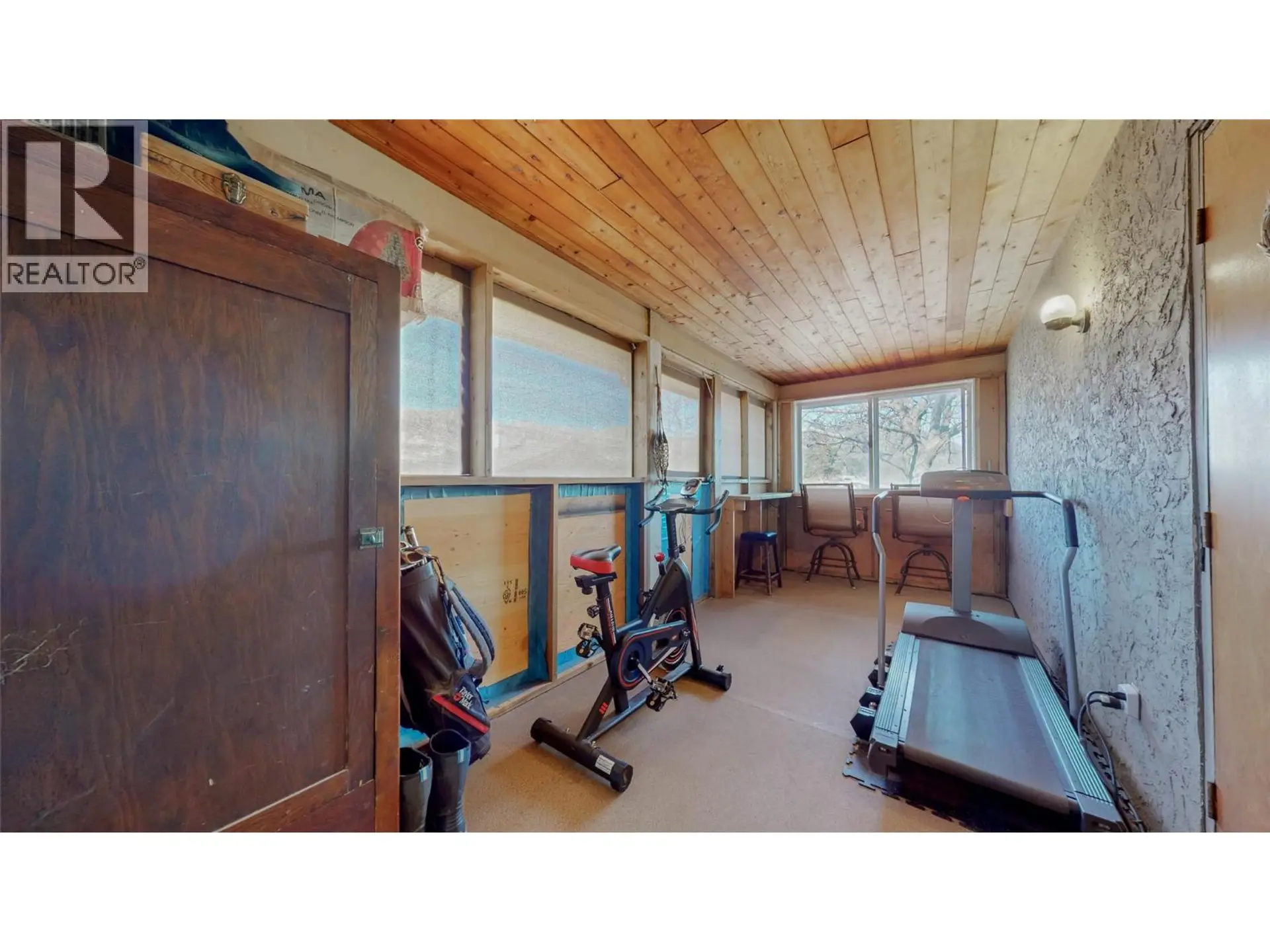 6940 Mountainview Drive - Image 11