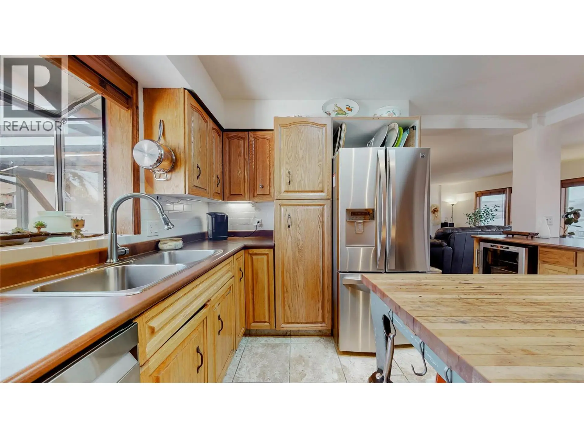 6940 Mountainview Drive - Image 4
