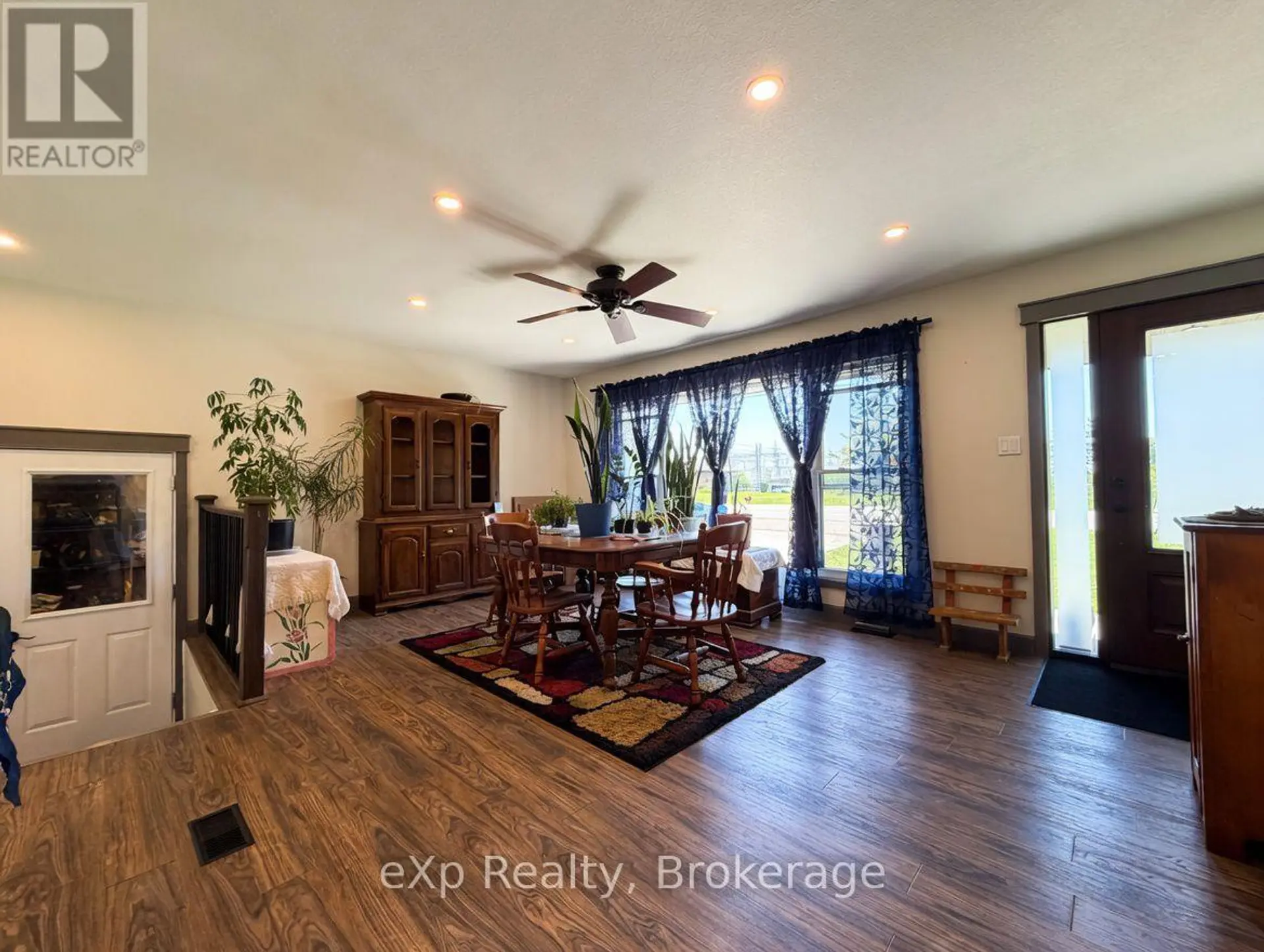 341013 GREY ROAD 28 - Image 2
