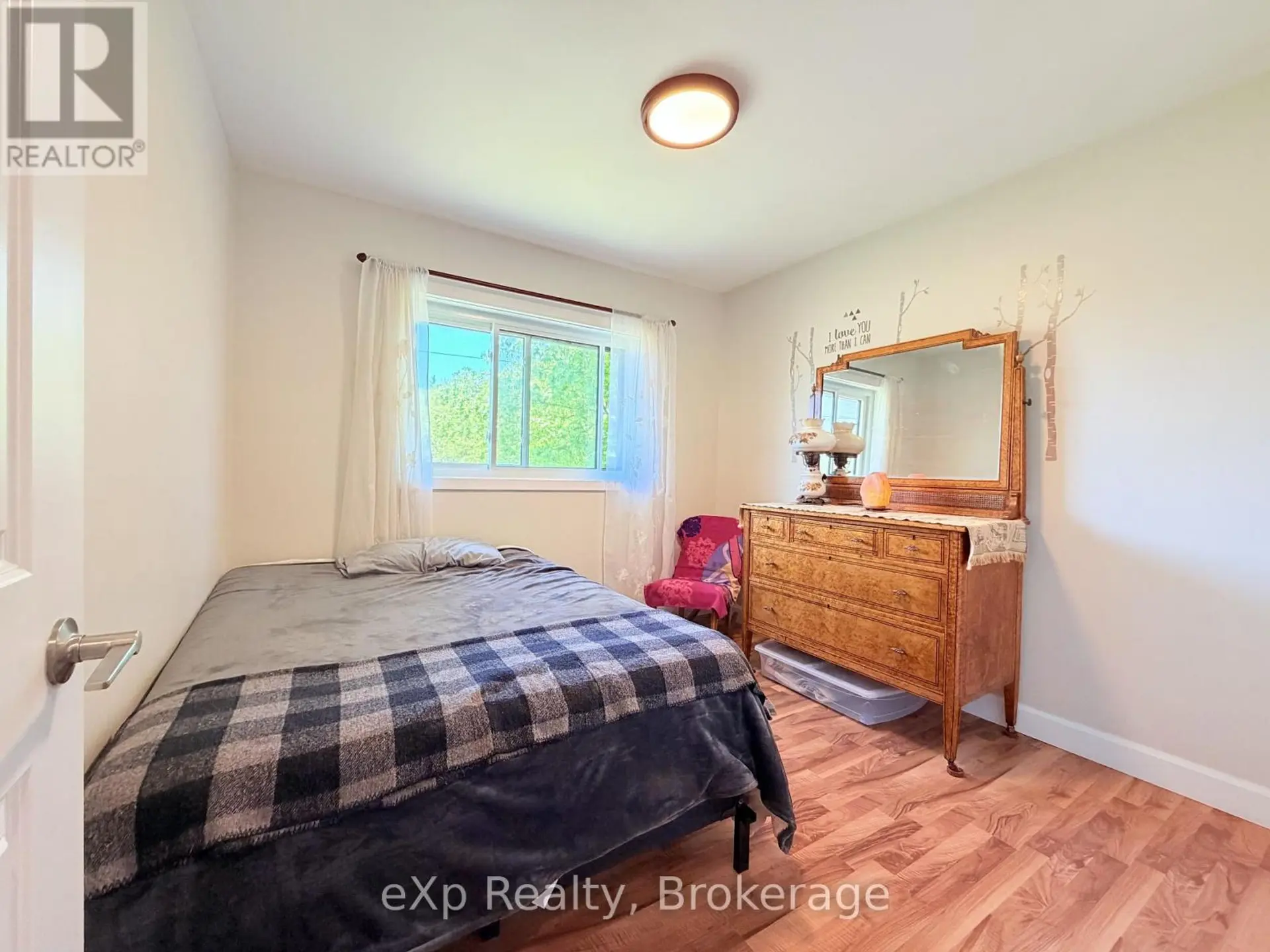 341013 GREY ROAD 28 - Image 6